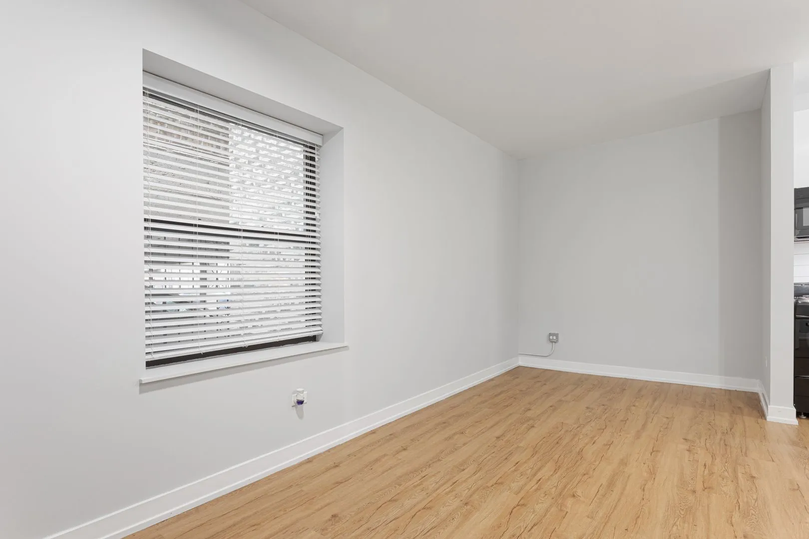 6019 N Winthrop Ave, ,  60660, USA 60660-unit#104-Chicago-IL