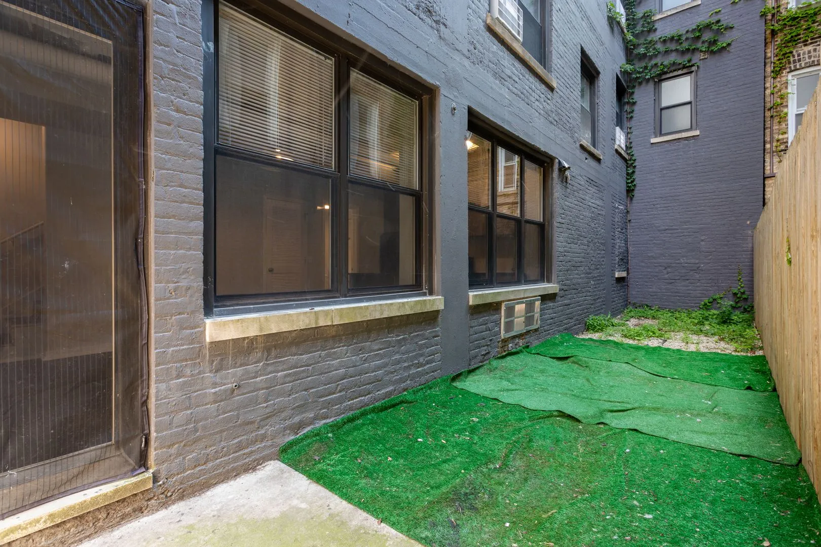 5718 N Winthrop Ave, ,  60660, USA 60660-unit#104-Chicago-IL