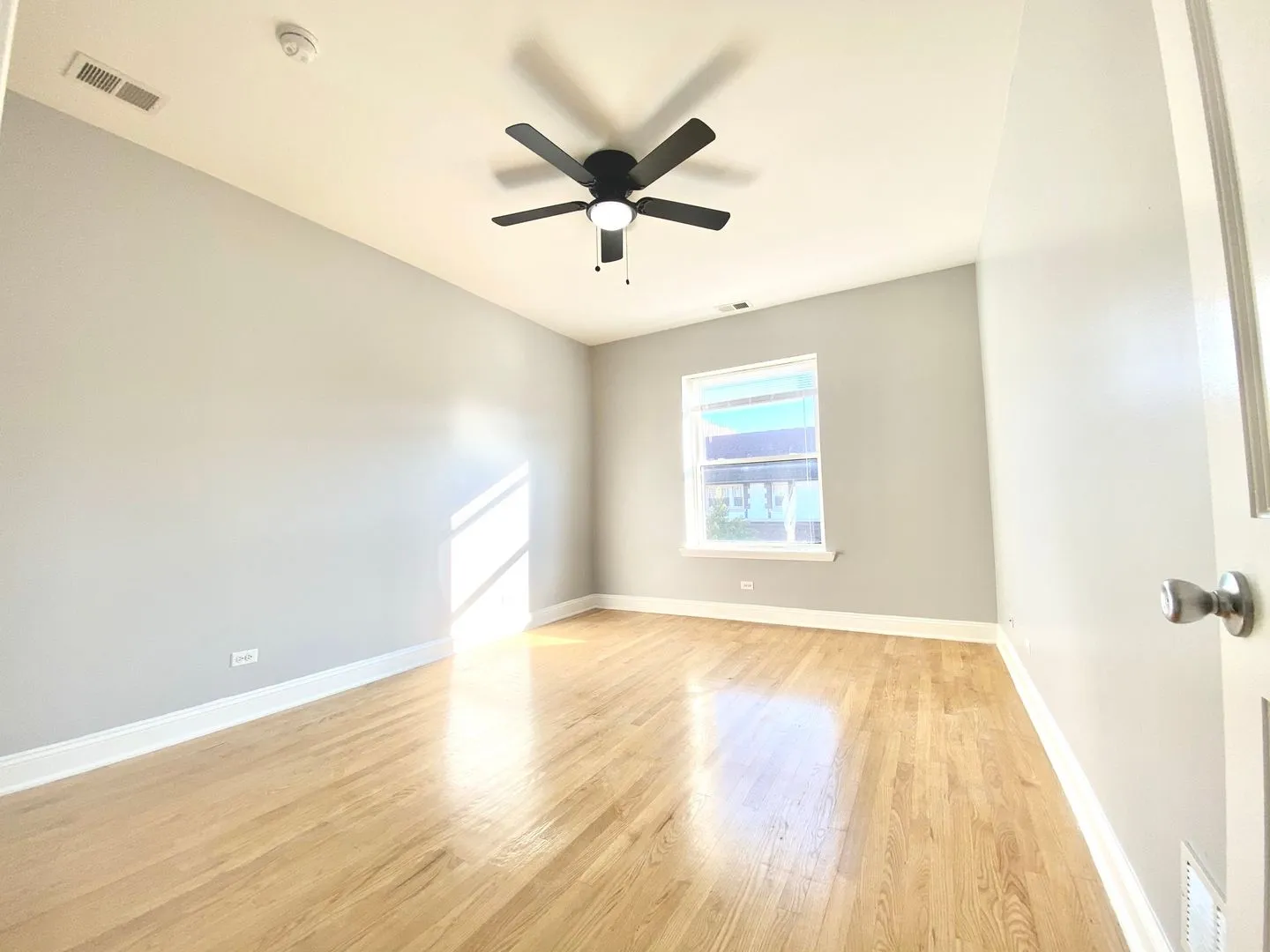 1010 W Sunnyside Ave, , 60640, USA 60640-unit#3RD FLOOR-Chicago-IL