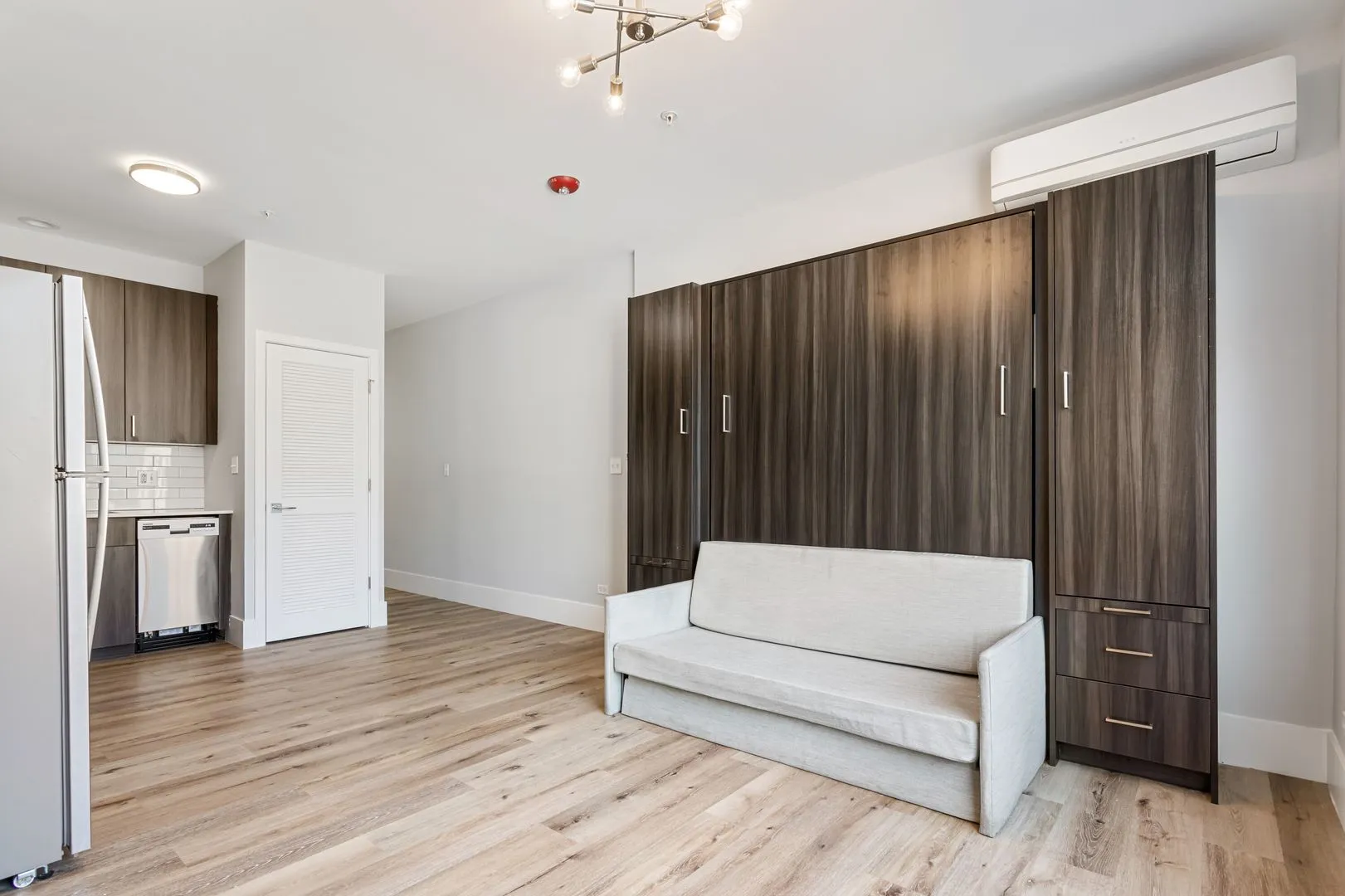 1531 W Howard St, , 60626, USA 60626-unit#207-Chicago-IL