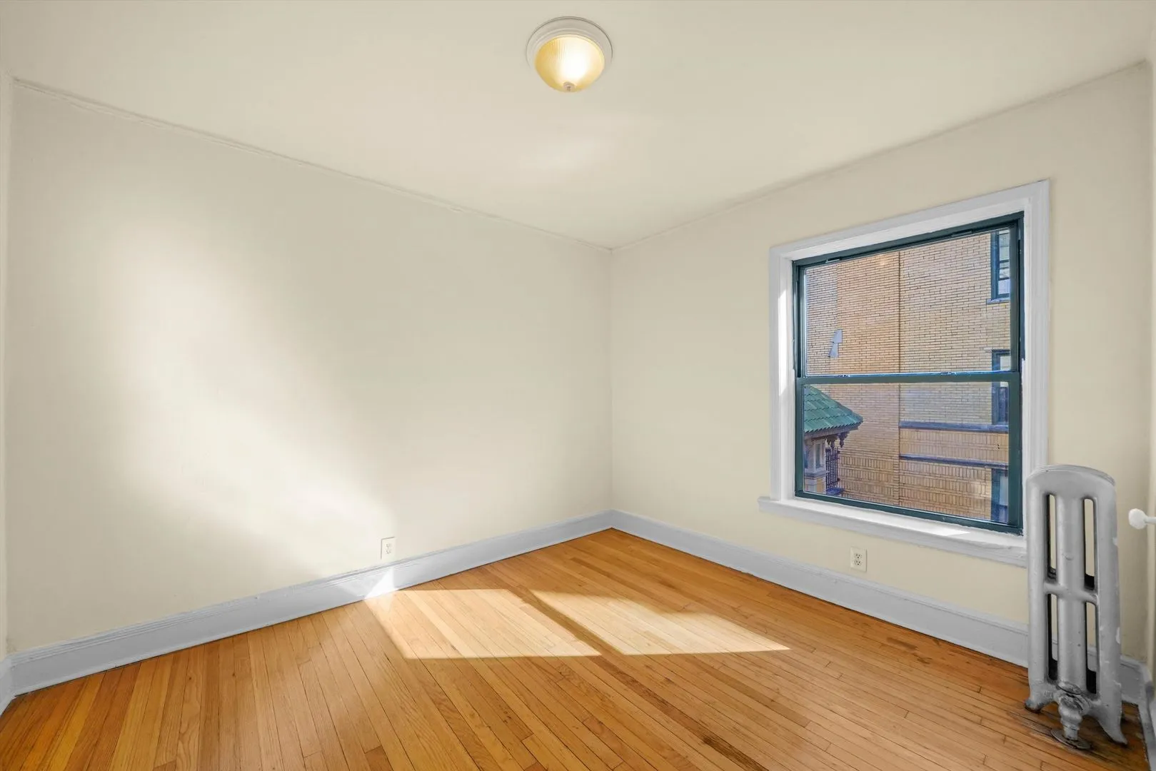 2338 N Spaulding Ave, ,  60647, USA 60647-unit#1B-Chicago-IL