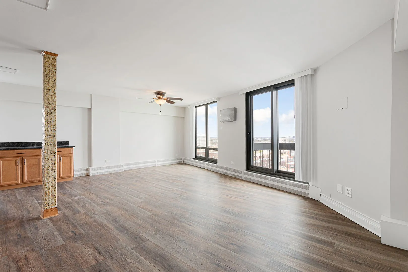 6166 N Sheridan Rd, , 60660, USA 60660-unit#24C-Chicago-IL