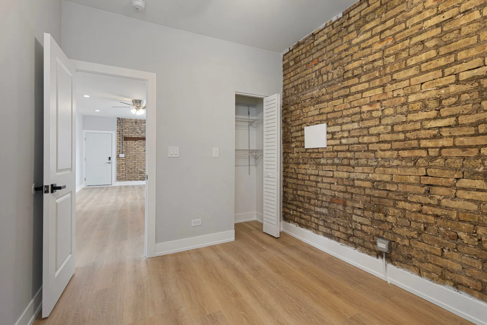 7423 N Clark St, ,  60626, USA 60626-unit#2-Chicago-IL