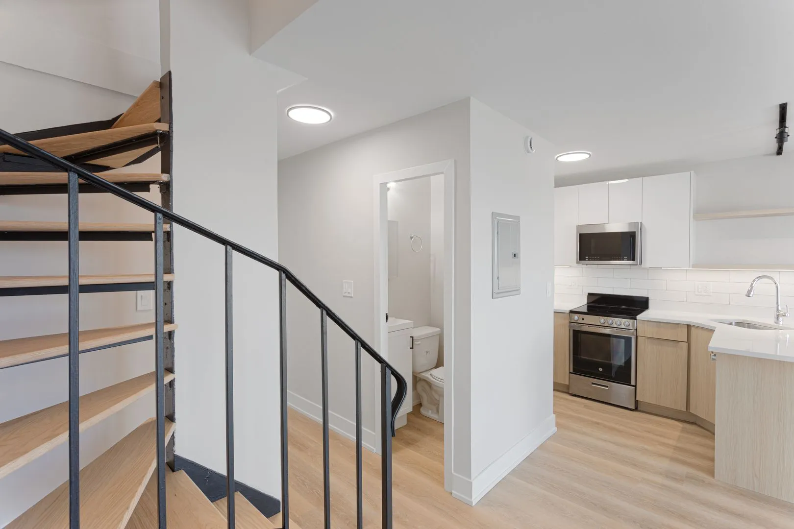 6166 N Sheridan Rd, , 60660, USA 60660-unit#18L-Chicago-IL