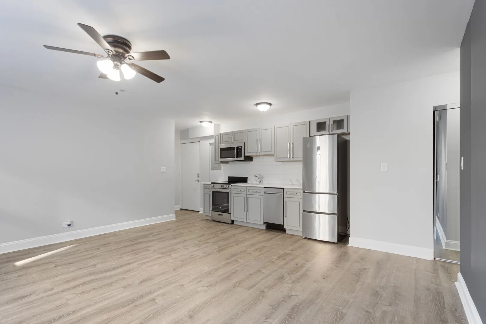 7710 N Sheridan Rd, ,  60626, USA 60626-unit#203-Chicago-IL