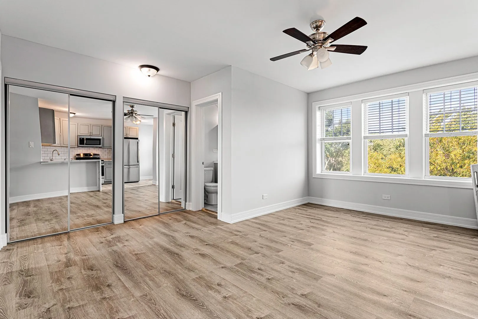 1521 W Sherwin Ave, ,  60626, USA 60626-unit#601-Chicago-IL