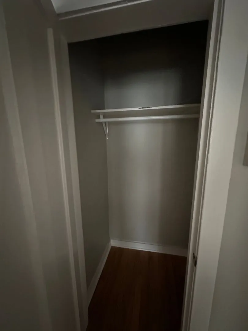 4902 N St Louis Ave, ,  60625, USA 60625-unit#2E-Chicago-IL