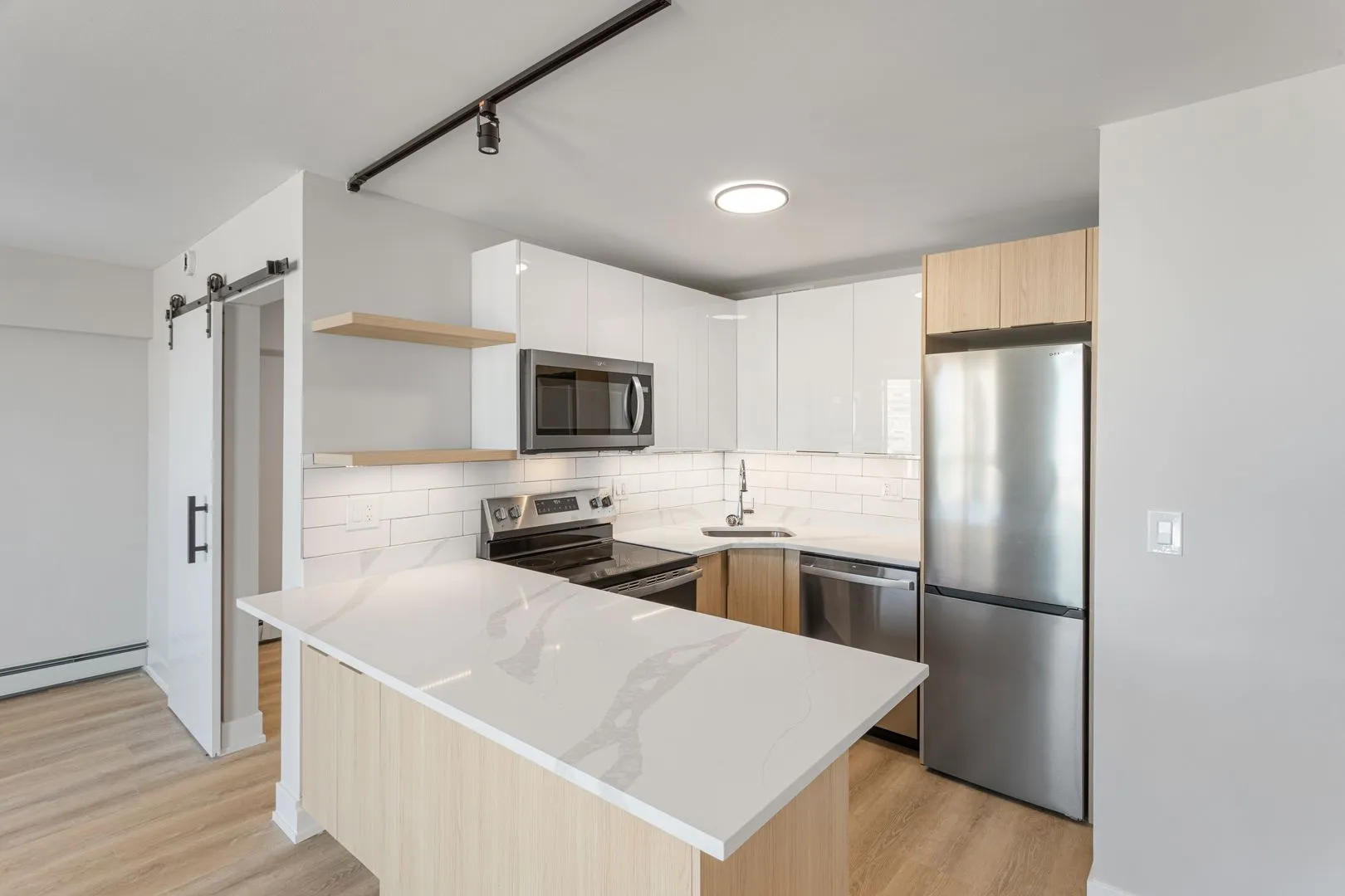 6166 N Sheridan Rd, , 60660, USA 60660-unit#12E-Chicago-IL