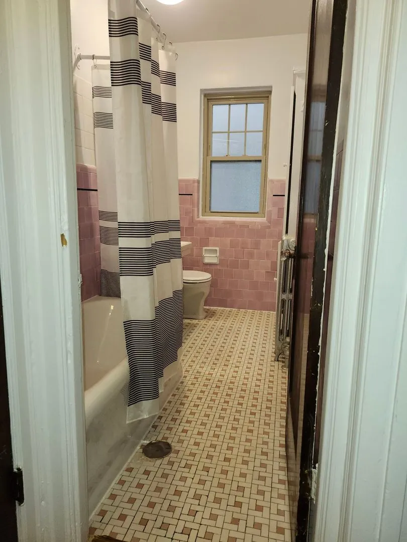 7121 N Paulina St, ,  60626, USA 60626-unit#2S-Chicago-IL