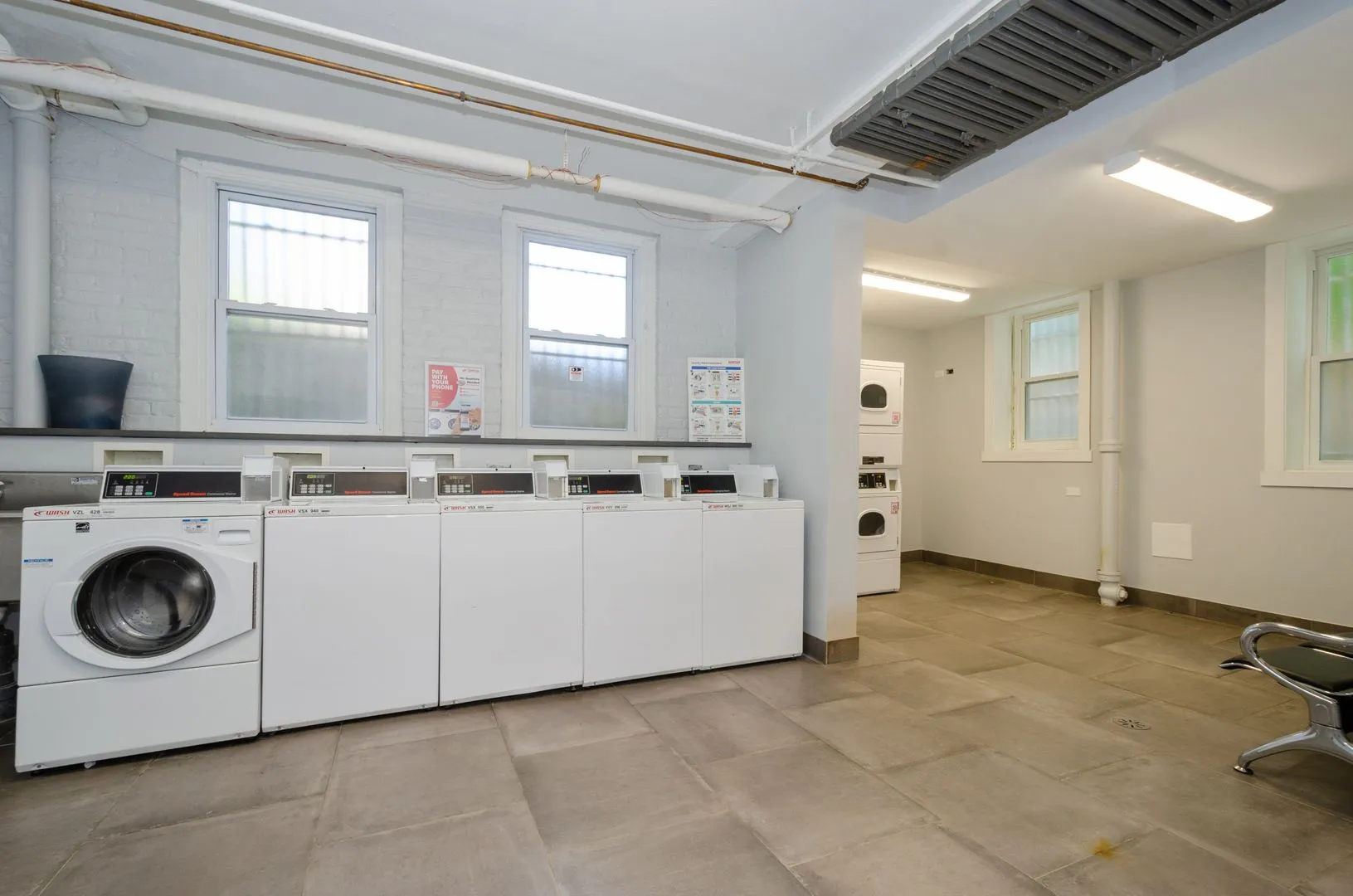 1521 W Sherwin Ave, , 60626, USA 60626-unit#402-Chicago-IL