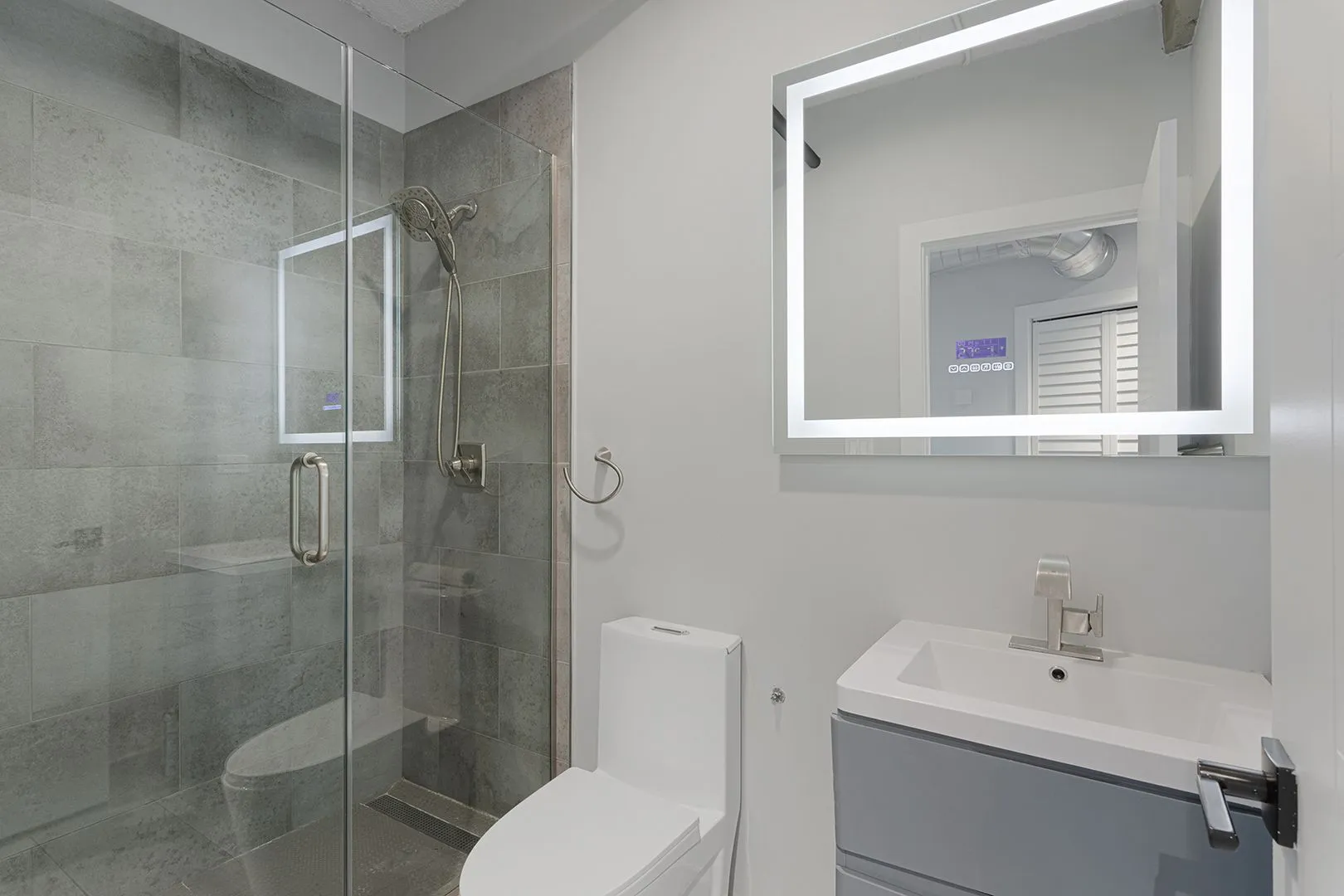 7645 N Sheridan Rd, ,  60626, USA 60626-unit#514-Chicago-IL