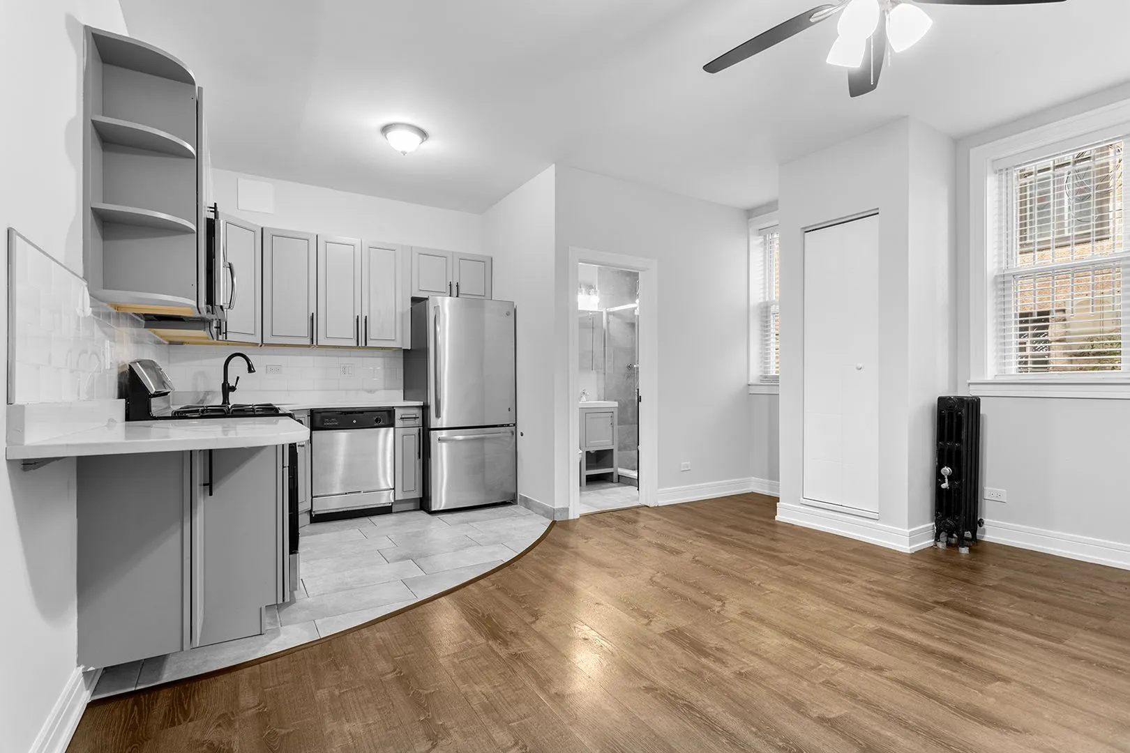 1521 W Sherwin Ave, ,  60626, USA 60626-unit#105-Chicago-IL