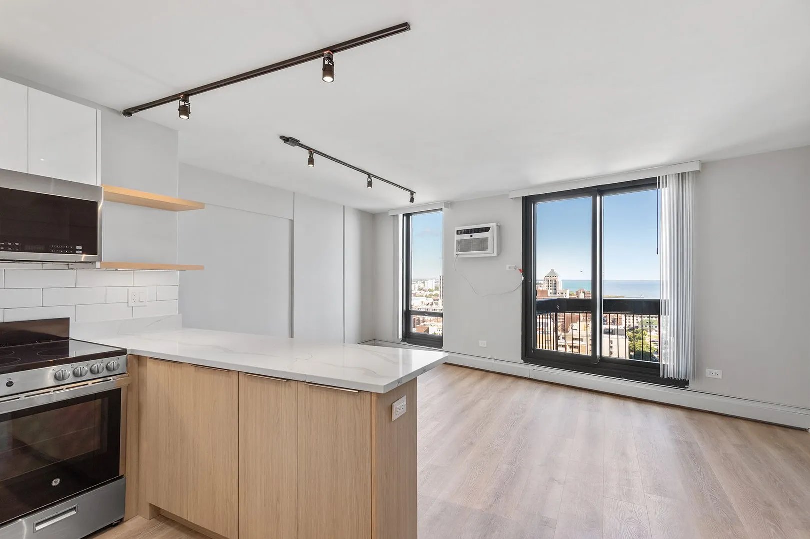 6166 N Sheridan Rd, ,  60660, USA 60660-unit#4D-Chicago-IL