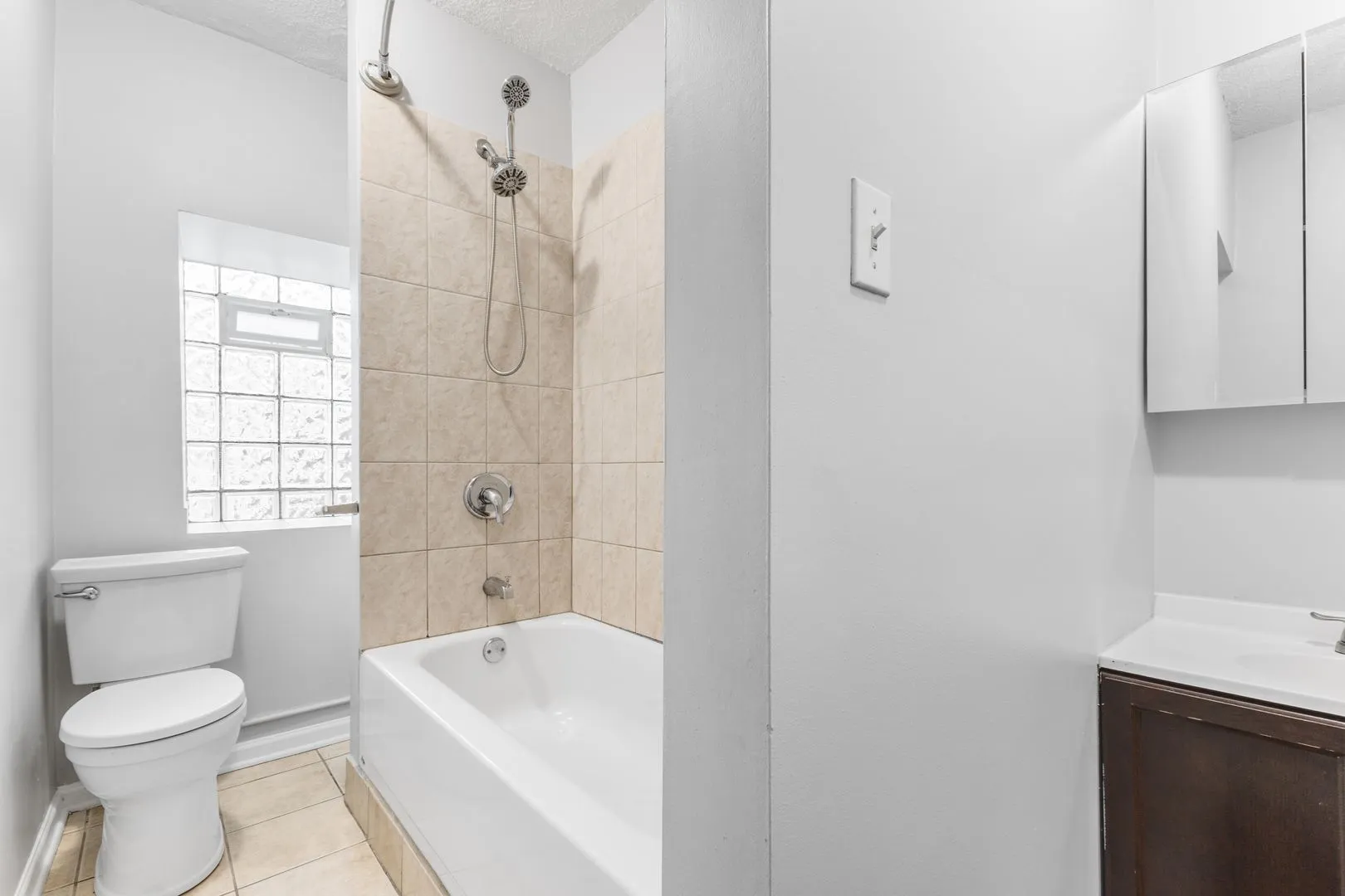 4555 Malden St, ,  60640, USA 60640-unit#315-Chicago-IL