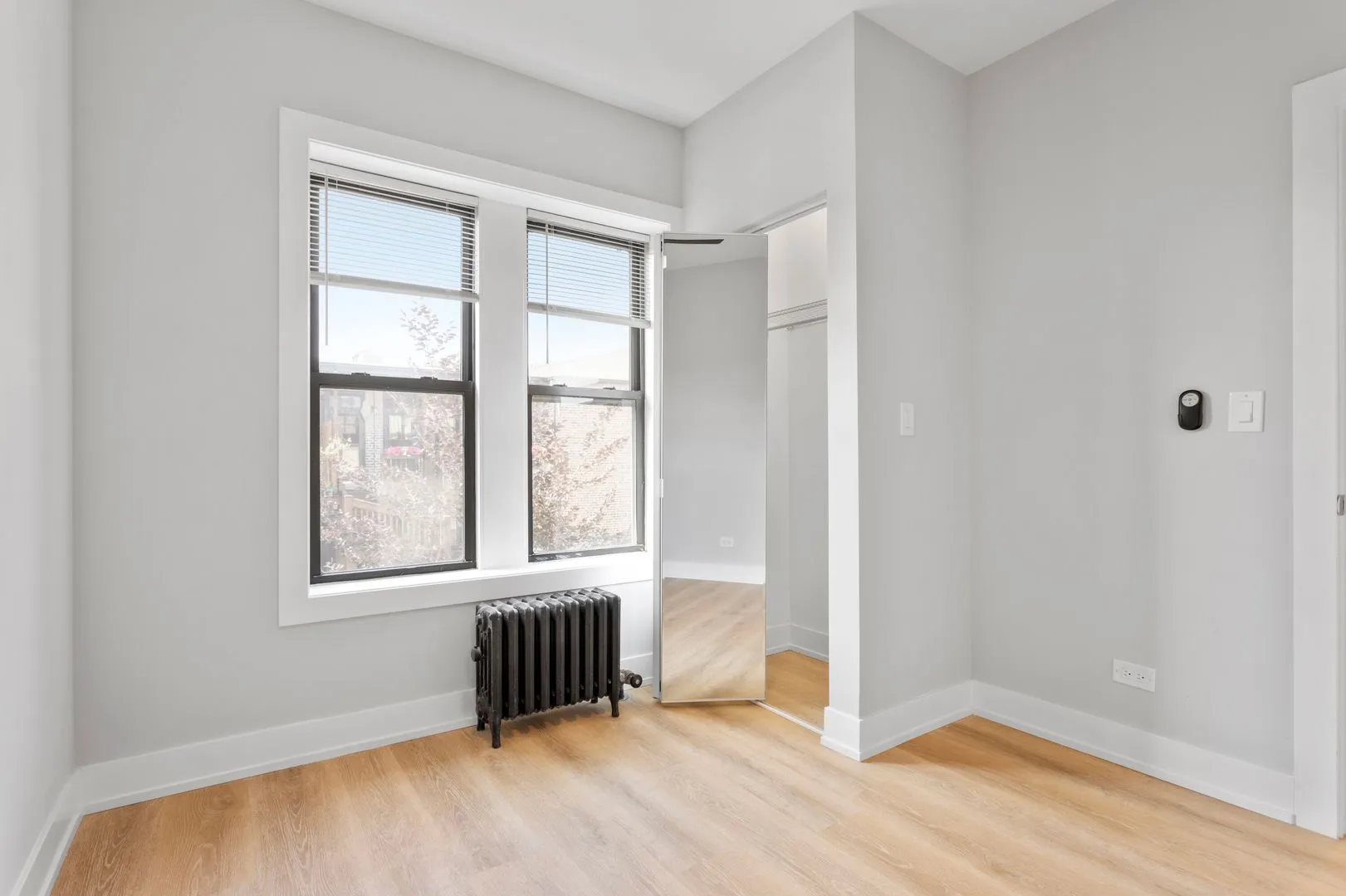 7510 N Eastlake Terrace, ,  60626, USA 60626-unit#2E-Chicago-IL
