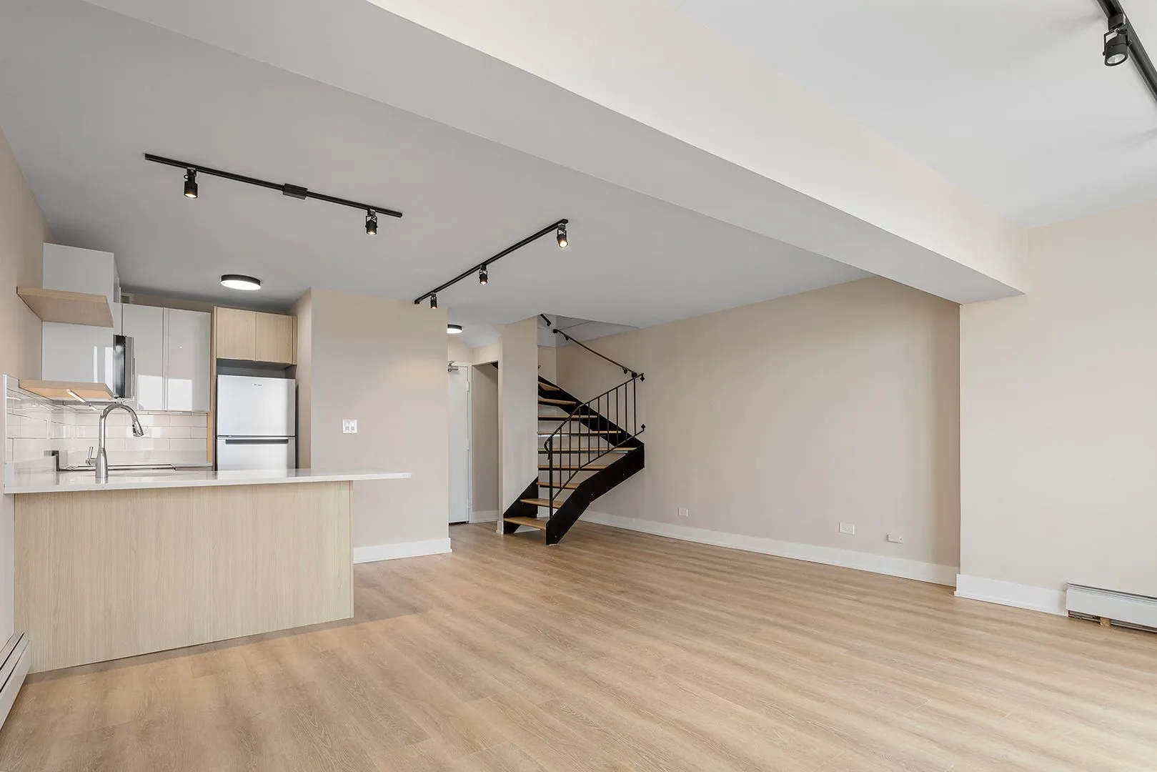 6166 N Sheridan Rd, ,  60660, USA 60660-unit#22B-Chicago-IL