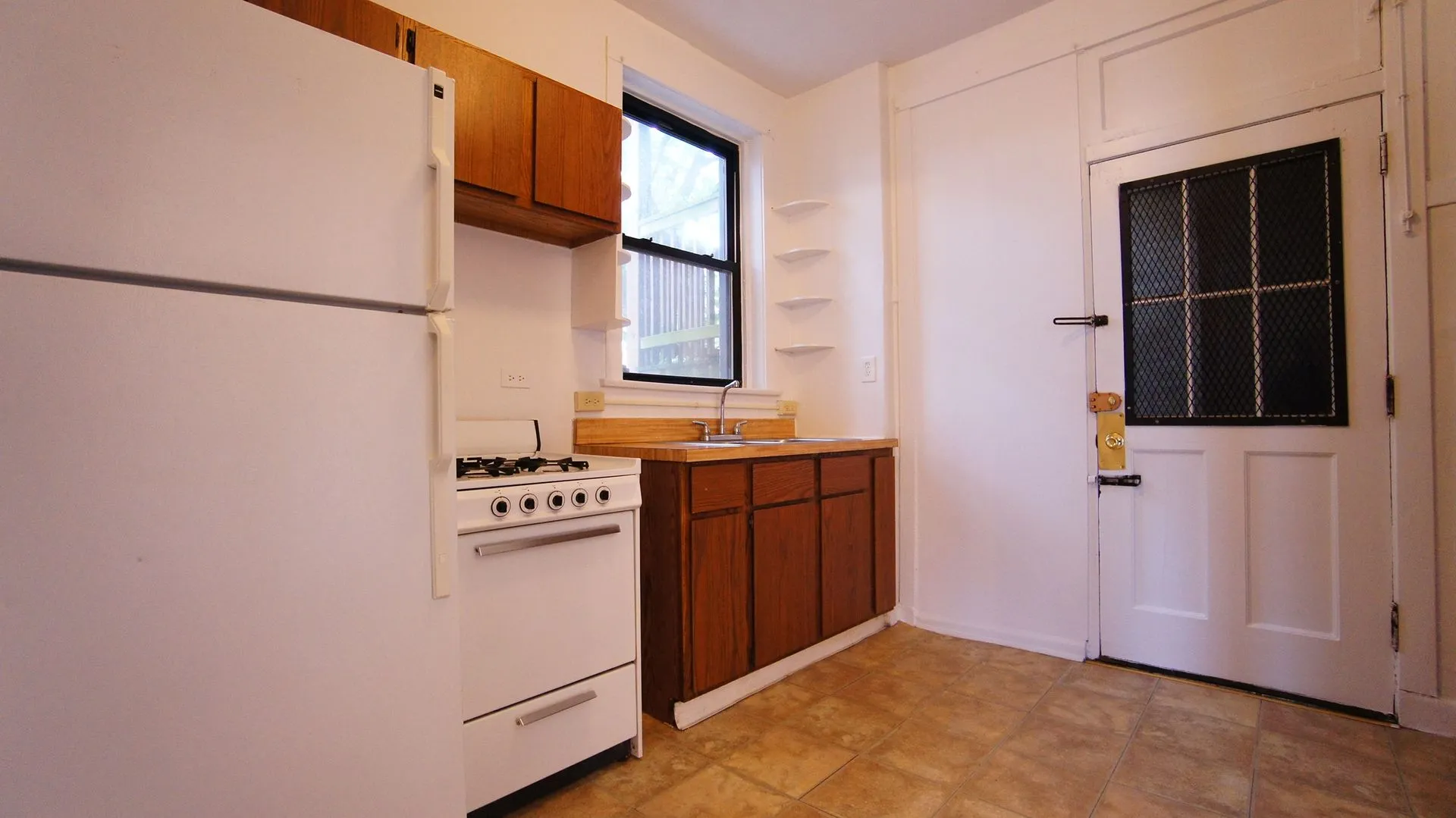 2422 N Sawyer Ave, ,  60647, USA 60647-unit#3S-Chicago-IL