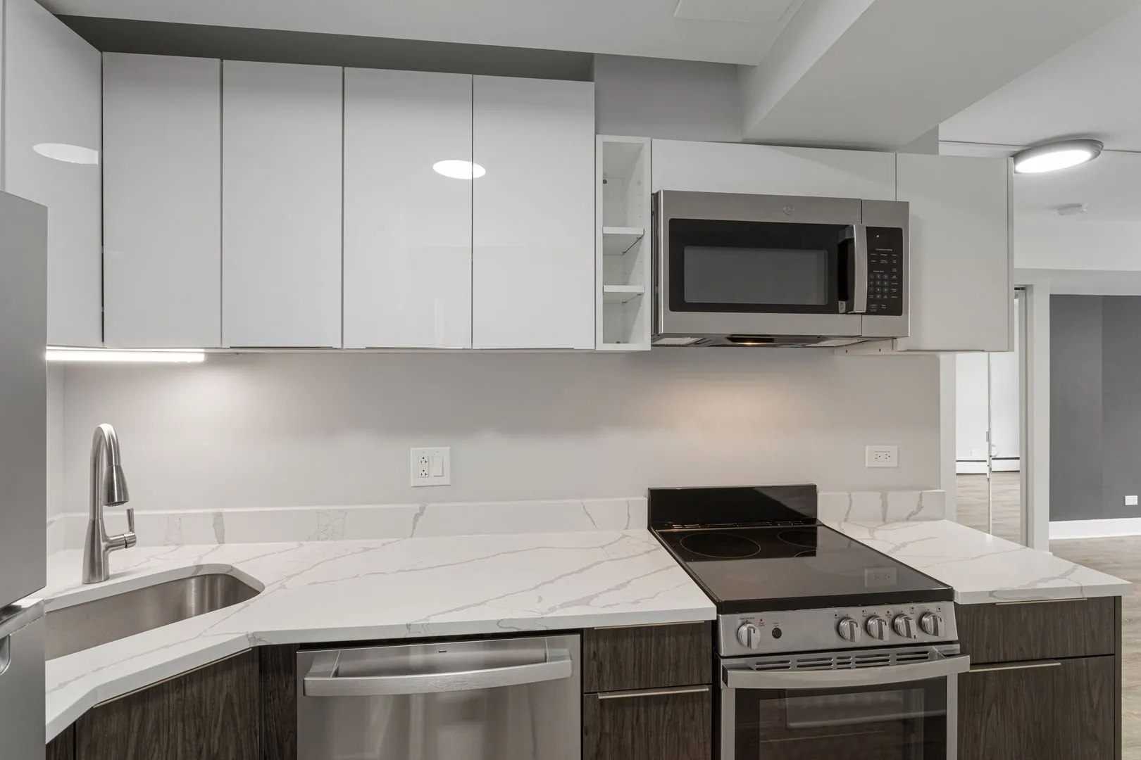 6007 N Kenmore Ave, ,  60660, USA 60660-unit#104-Chicago-IL