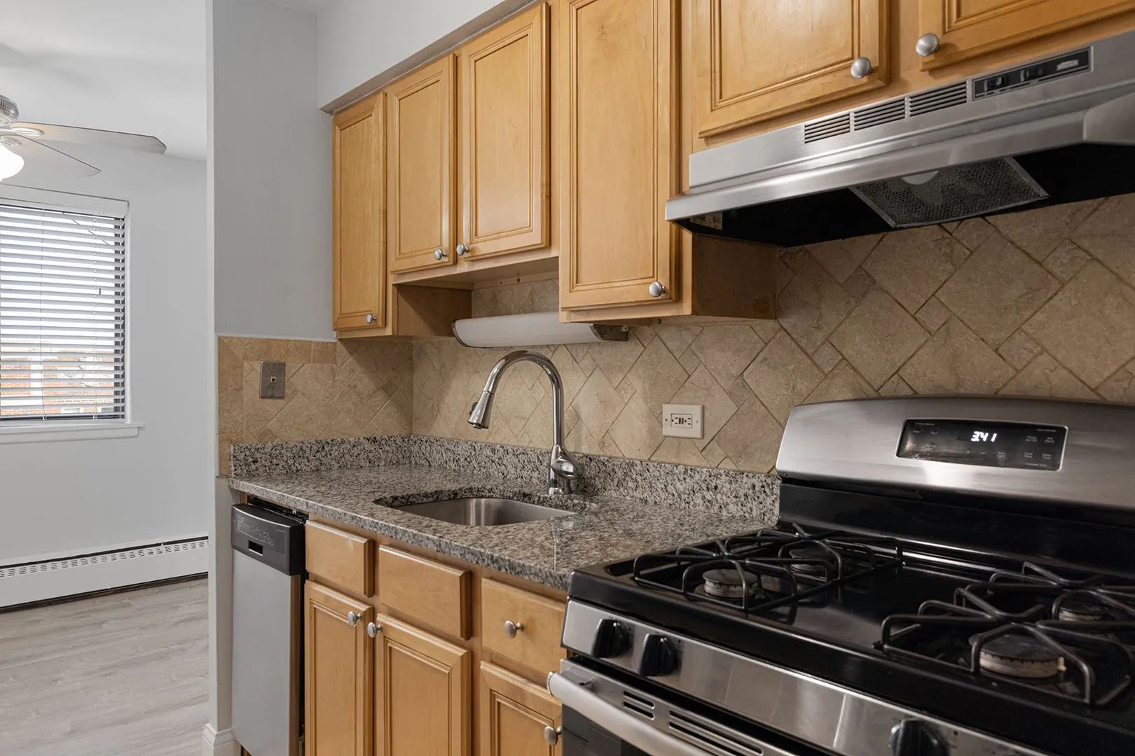 5534 N Kenmore Ave, , 60640, USA 60640-unit#500-Chicago-IL