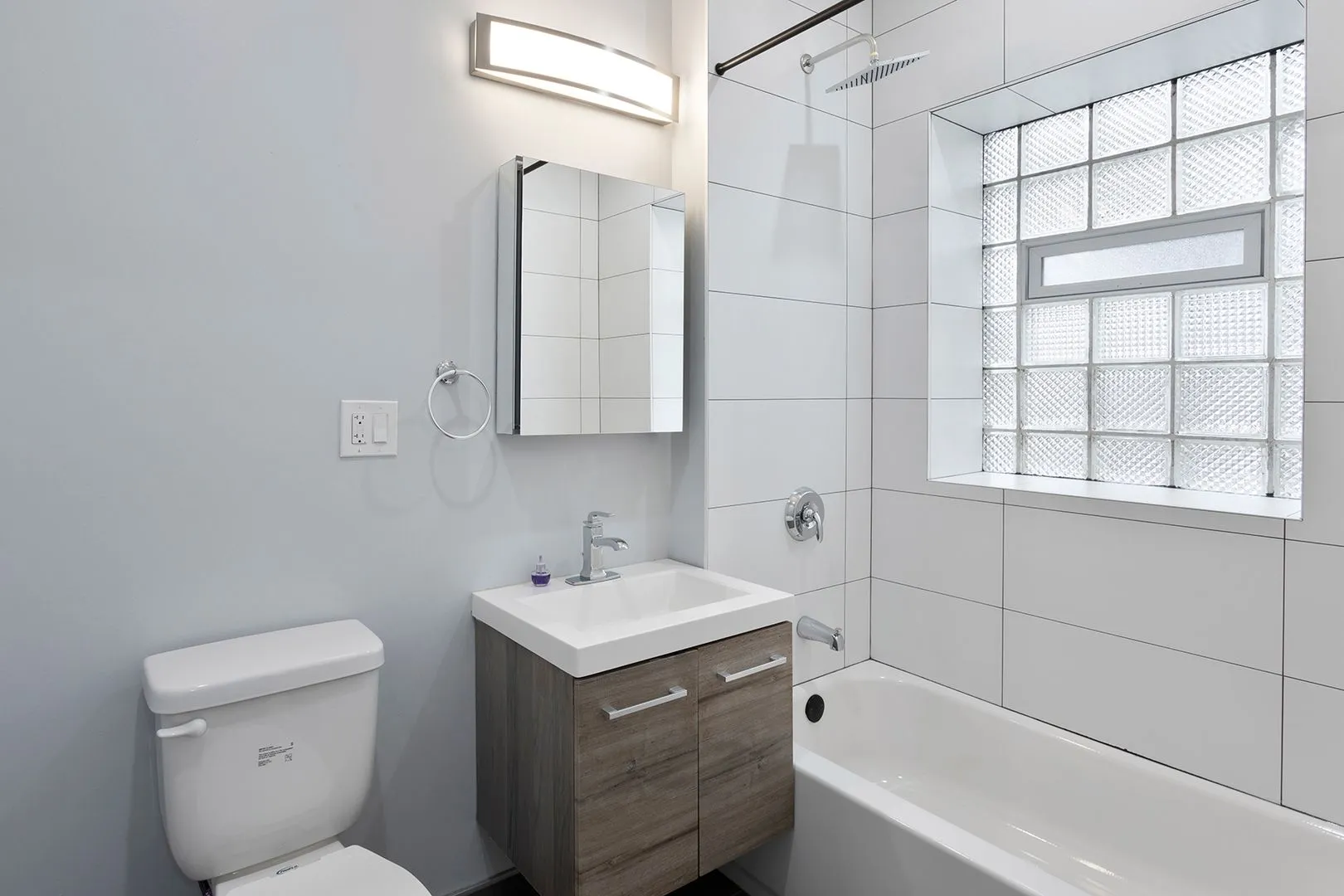 7644 N Eastlake Terrace, ,  60626, USA 60626-unit#2-Chicago-IL