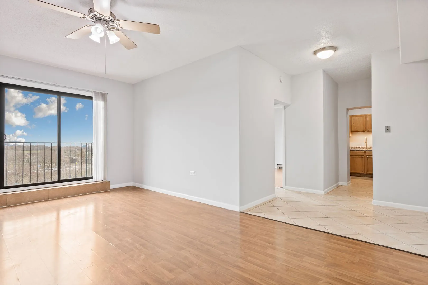 4520 N Clarendon Ave, ,  60613, USA 60640-unit#503-Chicago-IL