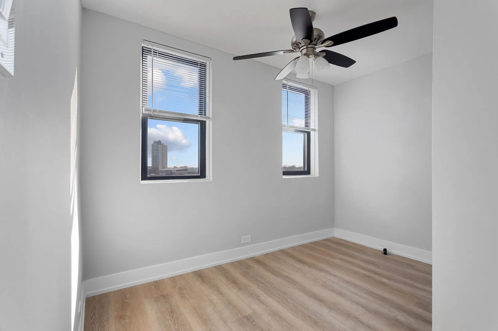 6026 N Winthrop Ave, , 60660, USA 60660-unit#3H-Chicago-IL
