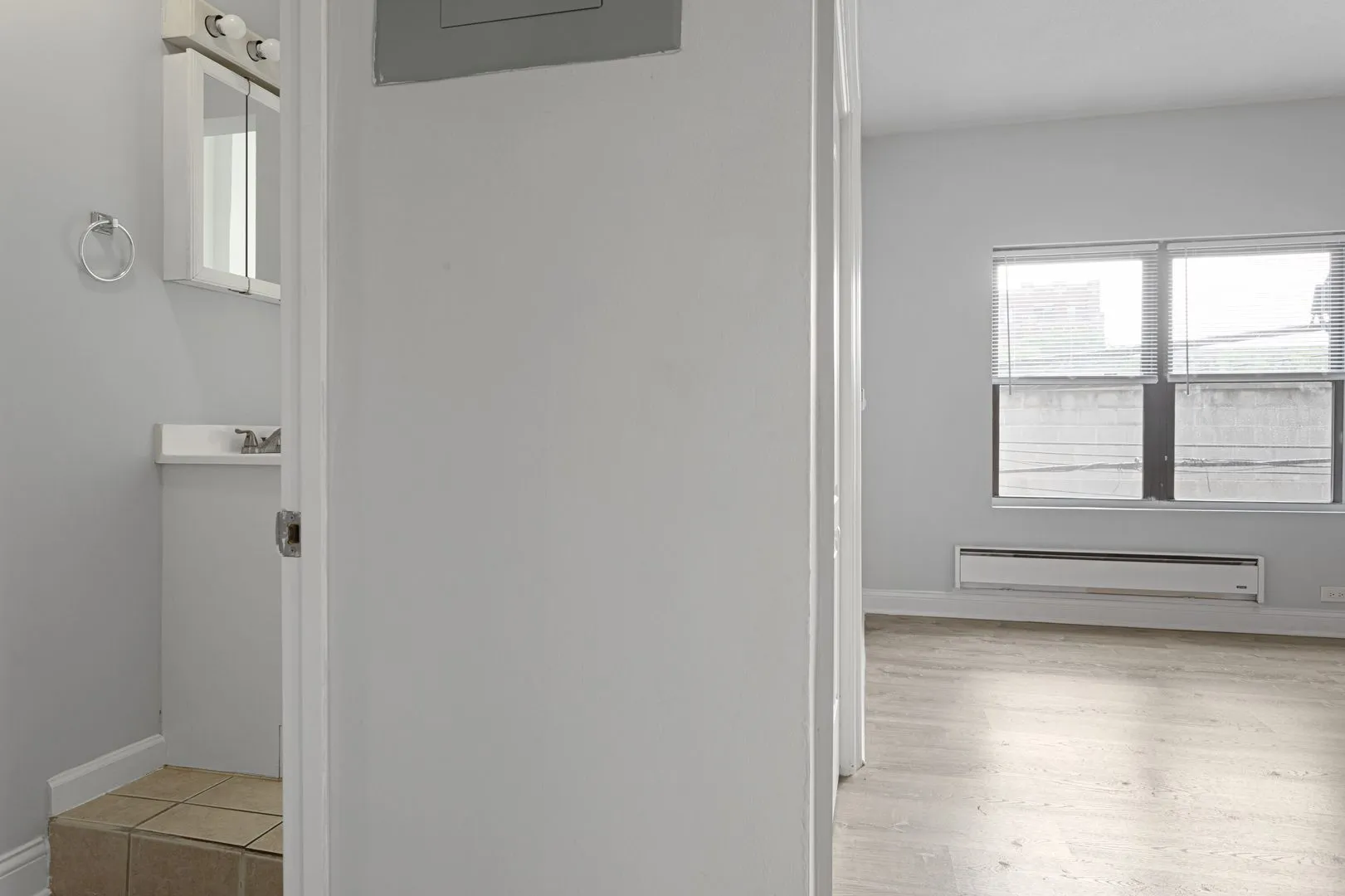 4555 Malden St, ,  60640, USA 60640-unit#212-Chicago-IL