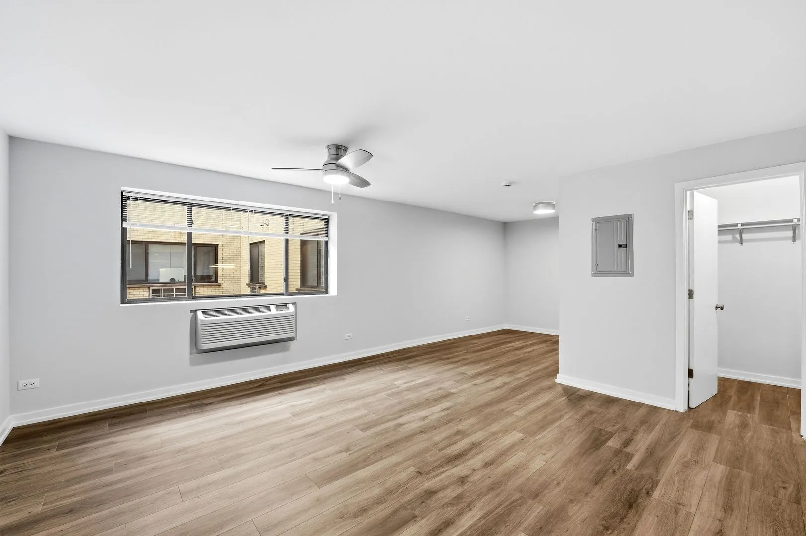 5411 N Winthrop Ave, ,  60640, USA 60640-unit#515-Chicago-IL