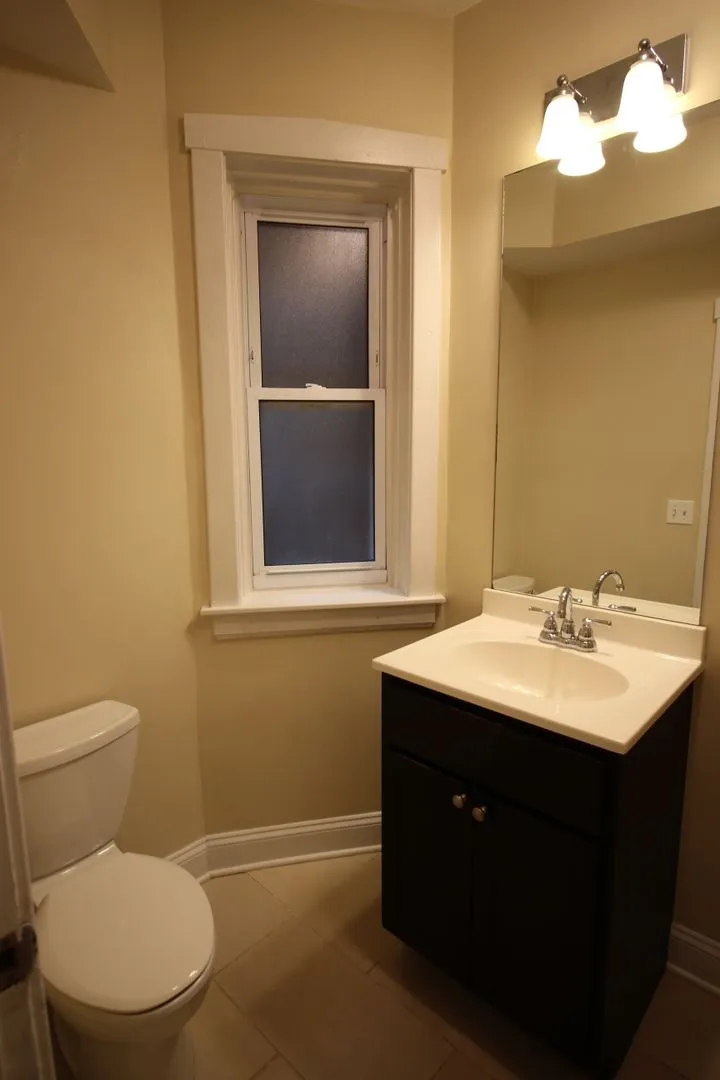 3767 N Pulaski Rd, , 60641, USA 60641-unit#2R-Chicago-IL