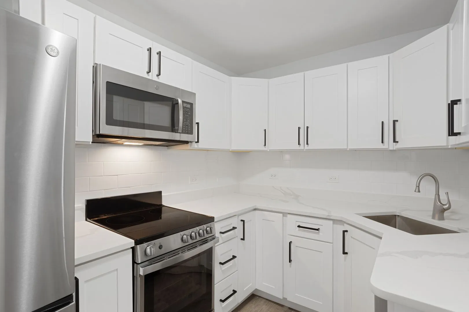 6029 N Winthrop Ave, , 60660, USA 60660-unit#401-Chicago-IL