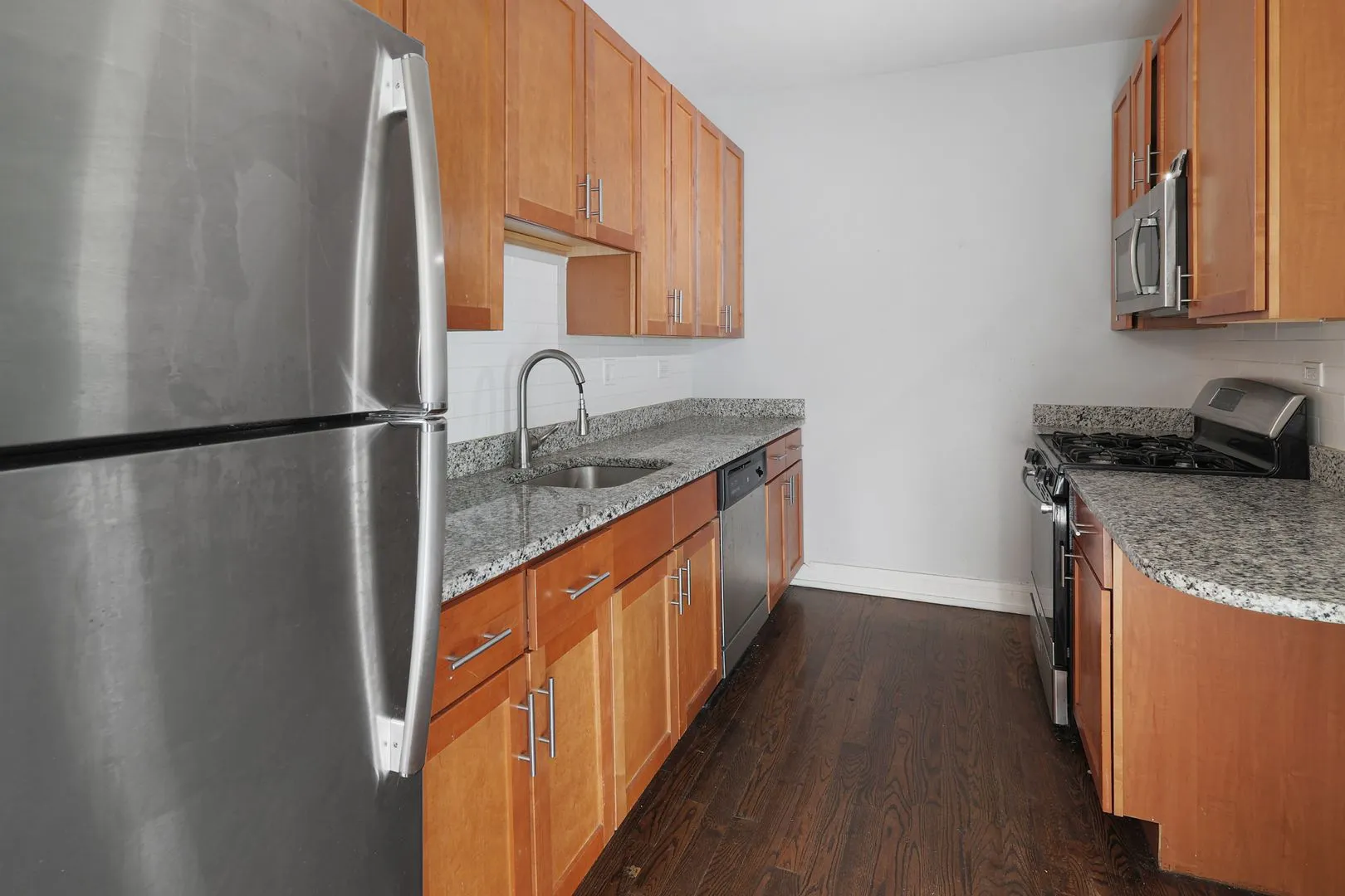 6100 N Winthrop Ave, ,  60660, USA 60660-unit#1ST FLOOR-Chicago-IL