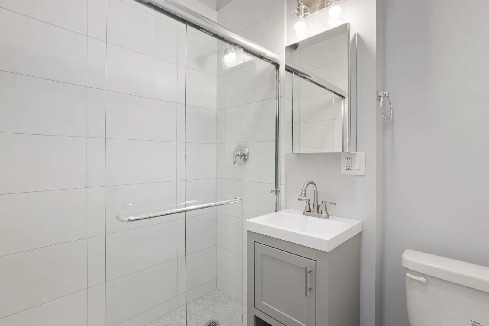 1649 W Jonquil Terrace, ,  60626, USA 60626-unit#GW-Chicago-IL