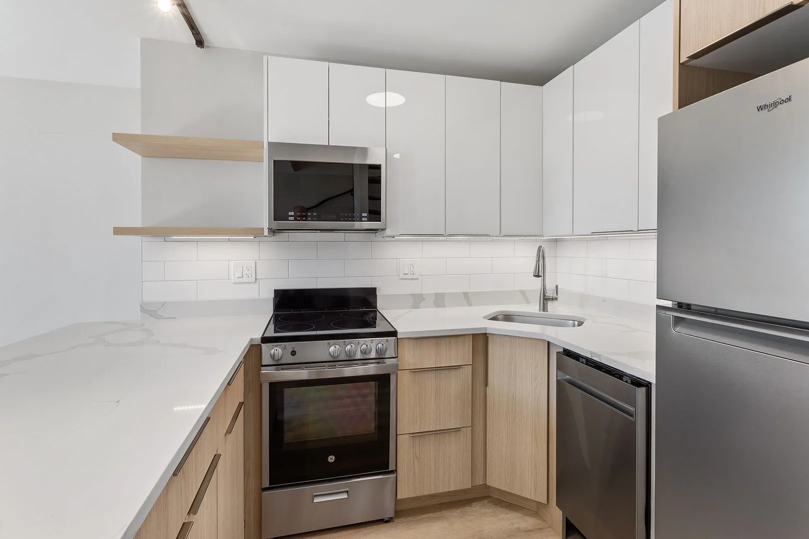 6166 N Sheridan Rd, ,  60660, USA 60660-unit#28J-Chicago-IL