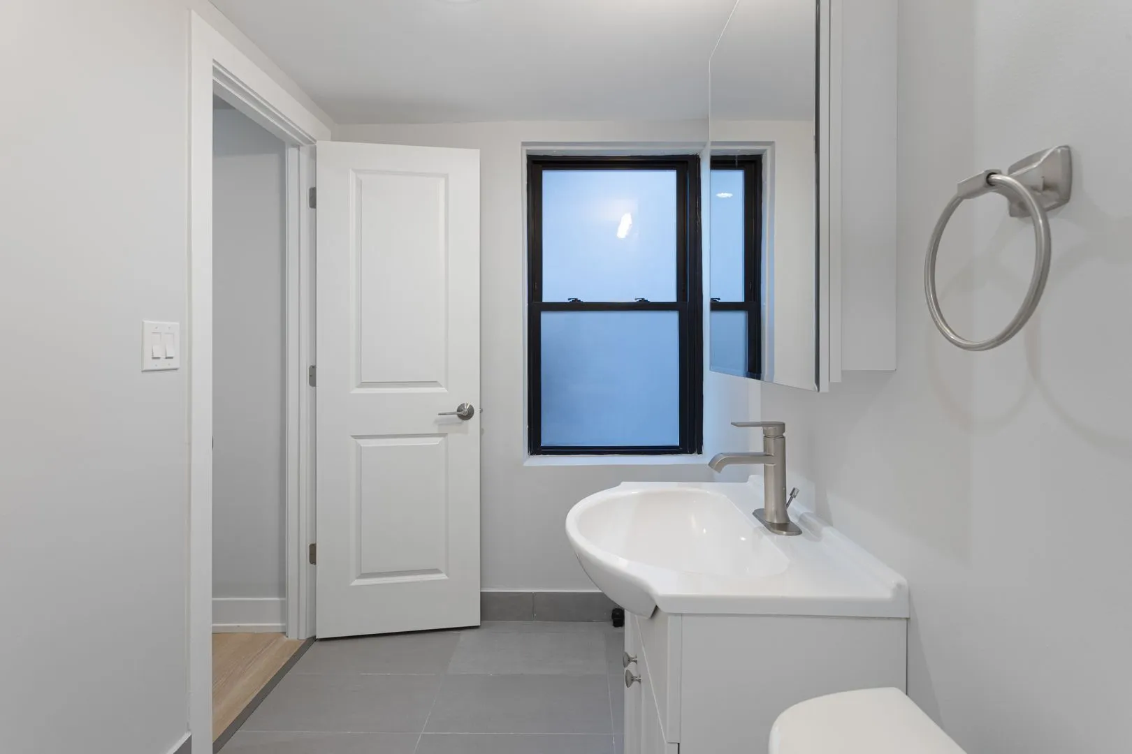 6026 N Winthrop Ave, ,  60660, USA 60660-unit#5B-Chicago-IL