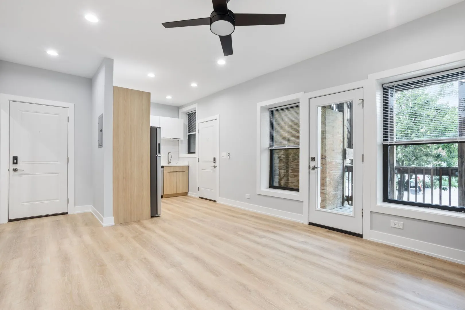 1239 W Morse Ave, ,  60626, USA 60626-unit#2-Chicago-IL