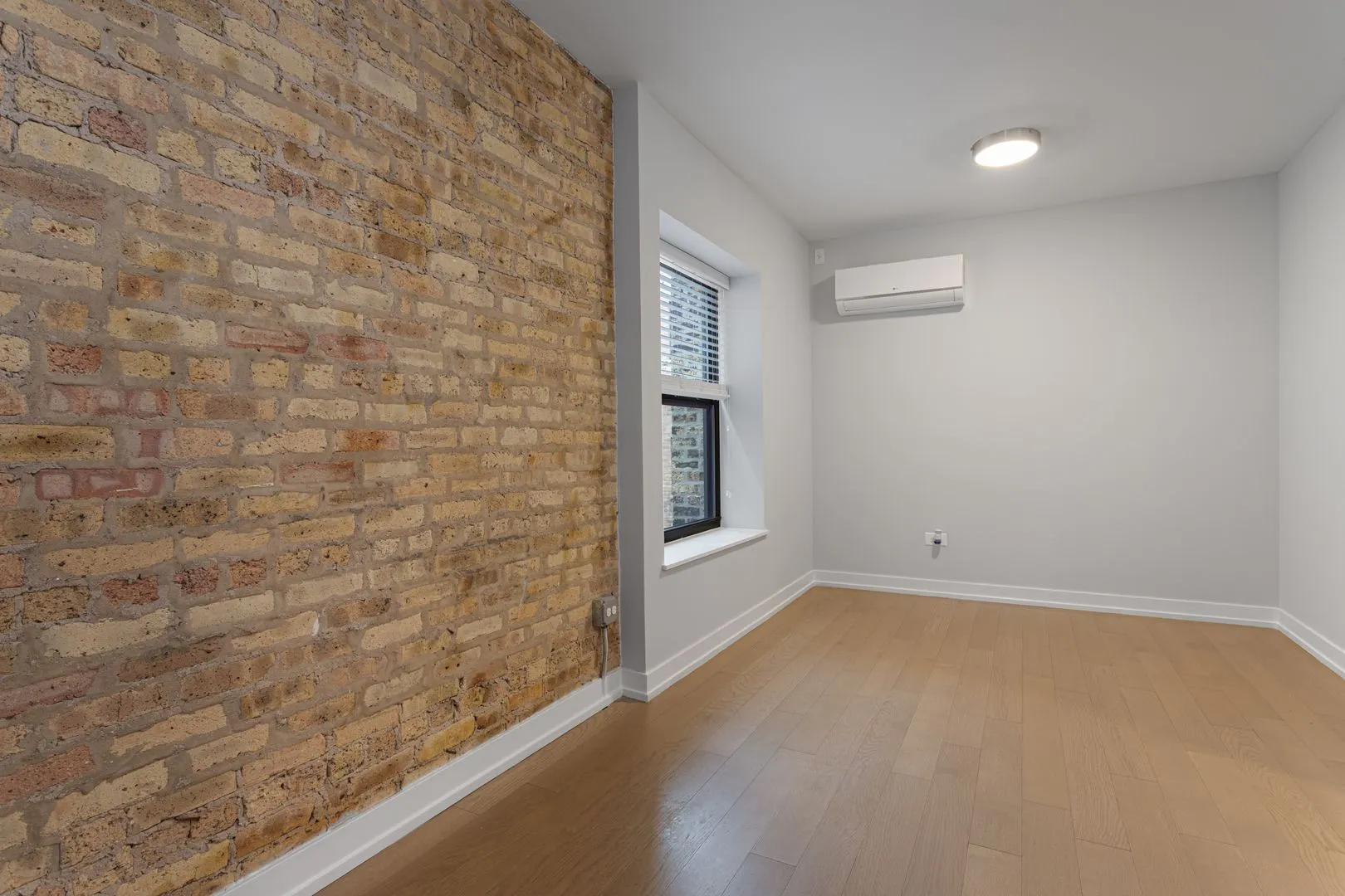 6019 N Winthrop Ave, , 60660, USA 60660-unit#410-Chicago-IL