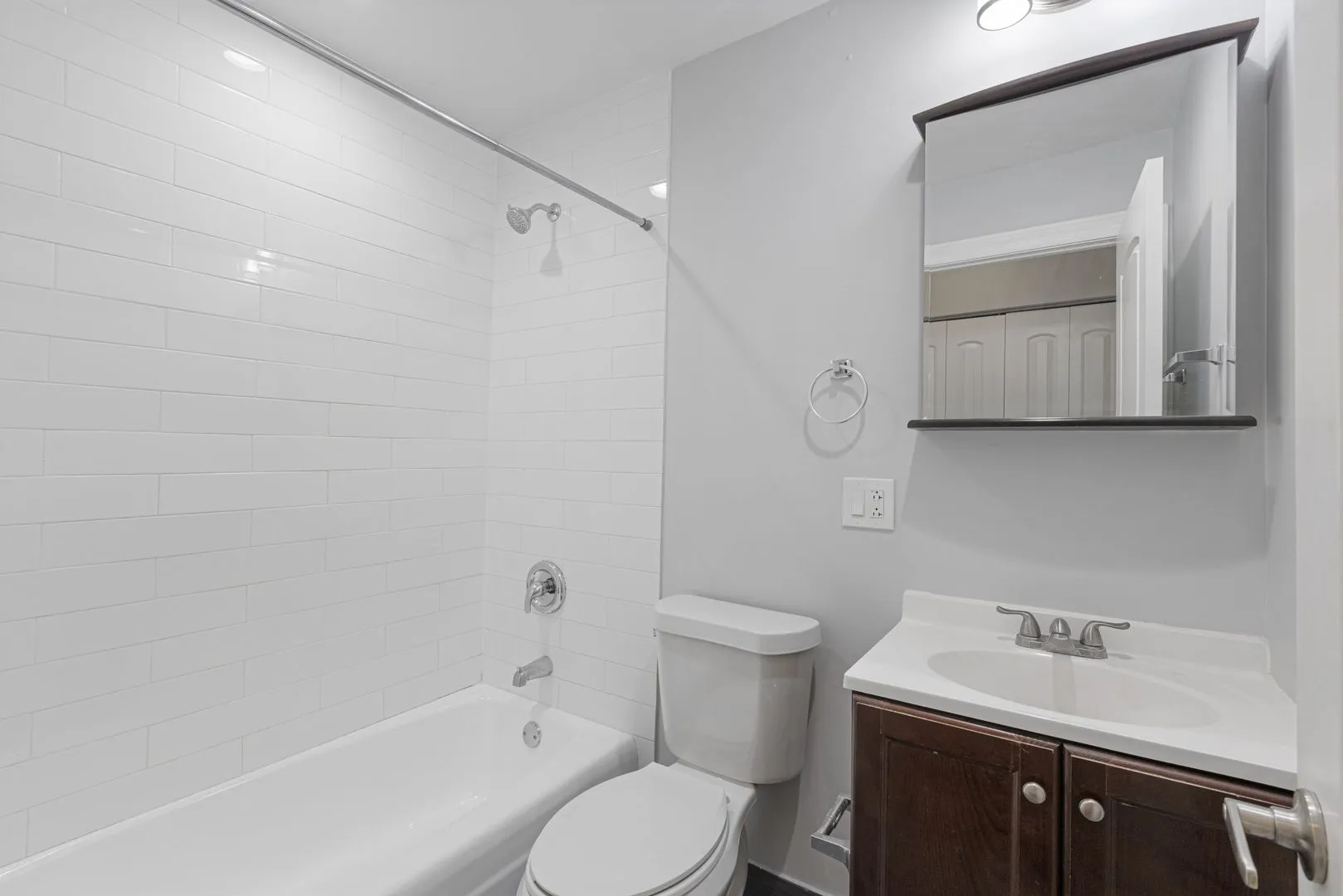 5534 N Kenmore Ave, , 60640, USA 60640-unit#205-Chicago-IL