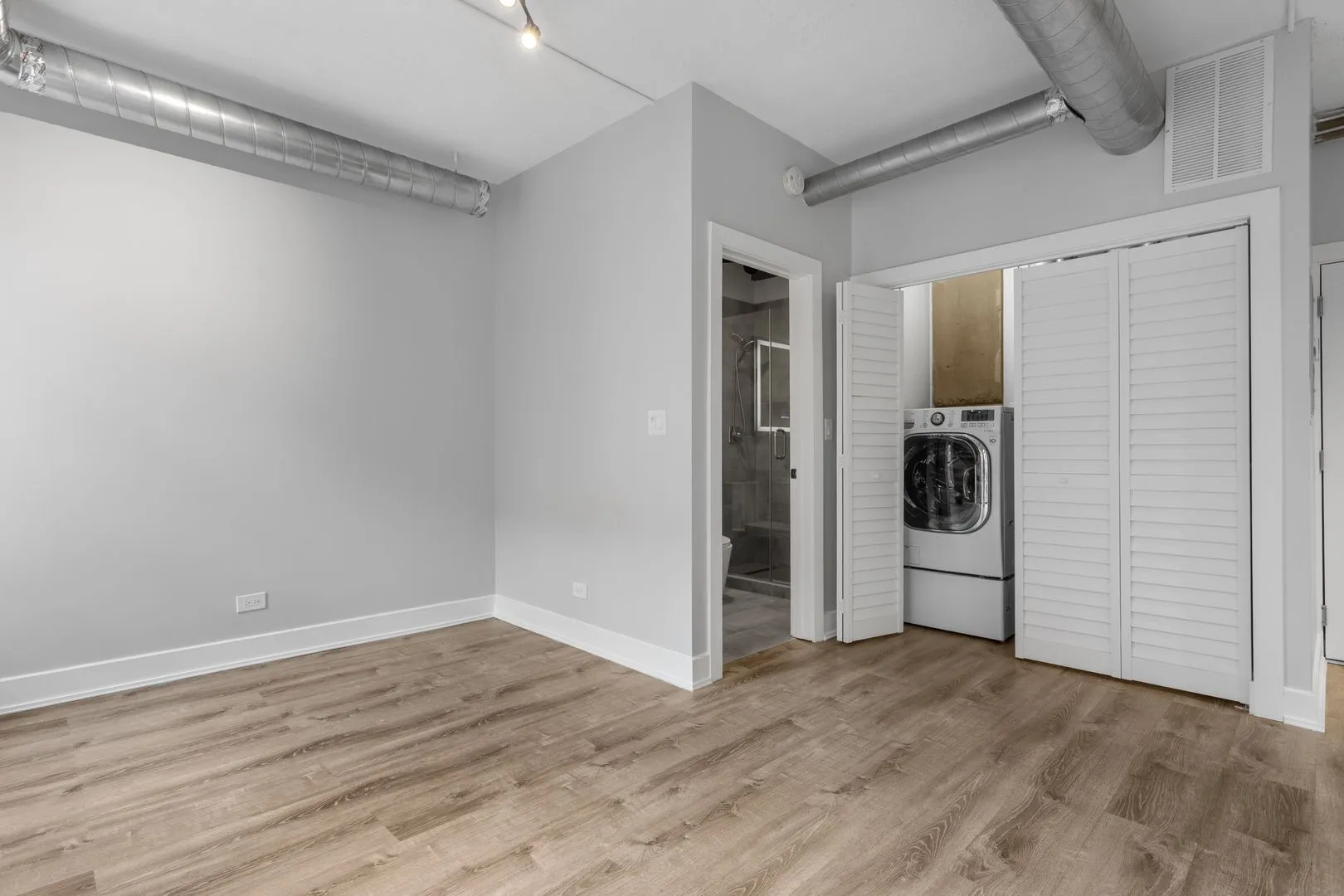 7645 N Sheridan Rd, ,  60626, USA 60626-unit#412-Chicago-IL