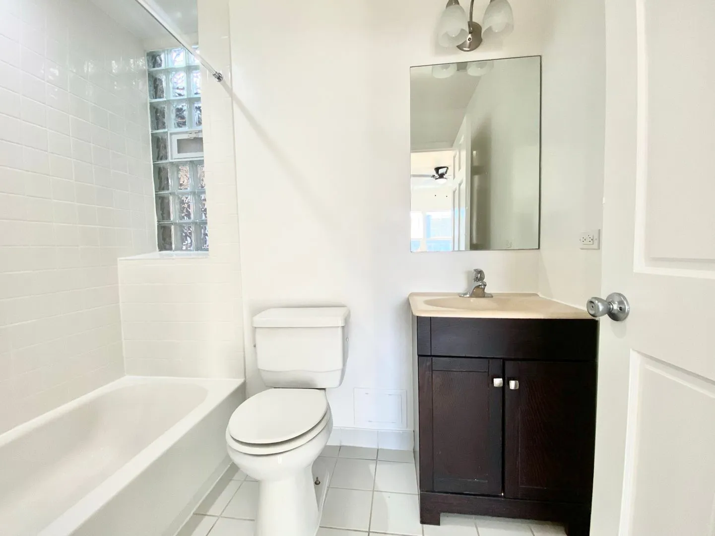 1010 W Sunnyside Ave, , 60640, USA 60640-unit#3RD FLOOR-Chicago-IL