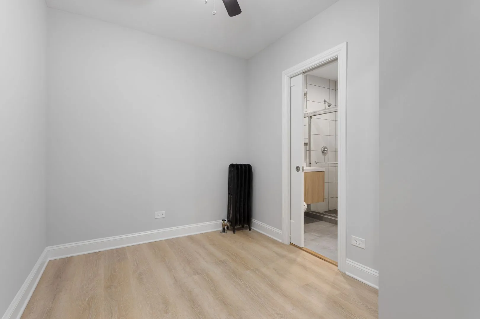 1627 W Chase Ave, ,  60626, USA 60626-unit#1B-Chicago-IL