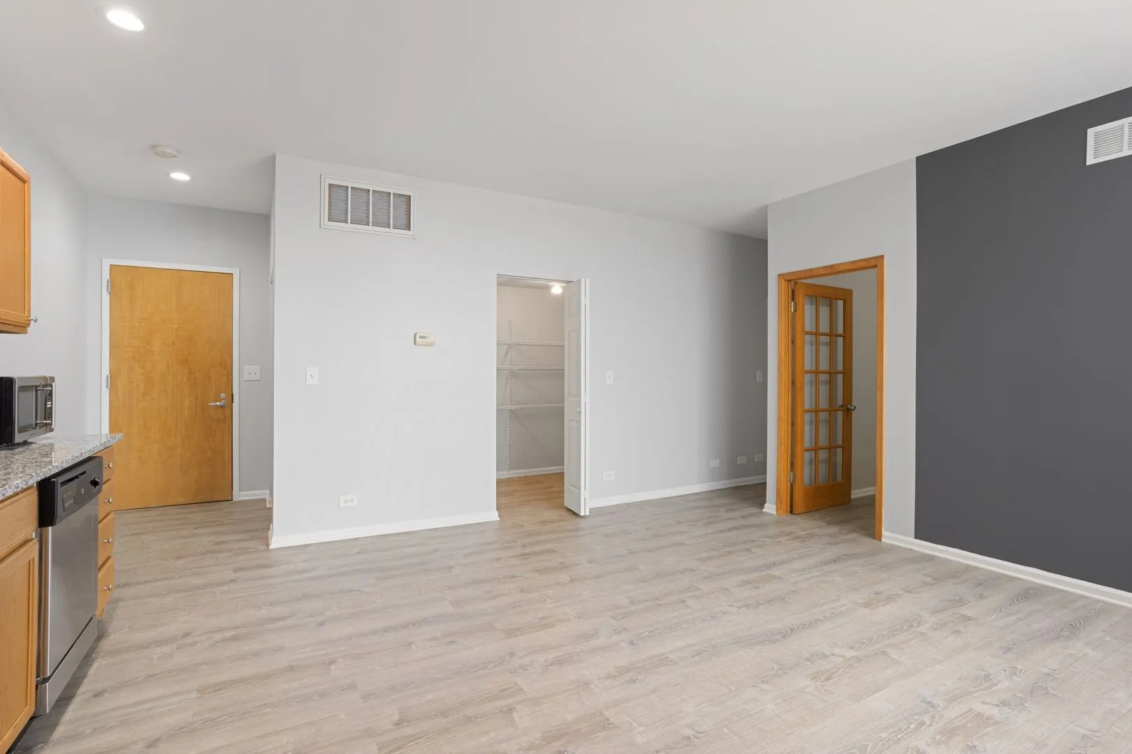 2451 W Howard St, ,  60645, USA 60645-unit#603-Chicago-IL