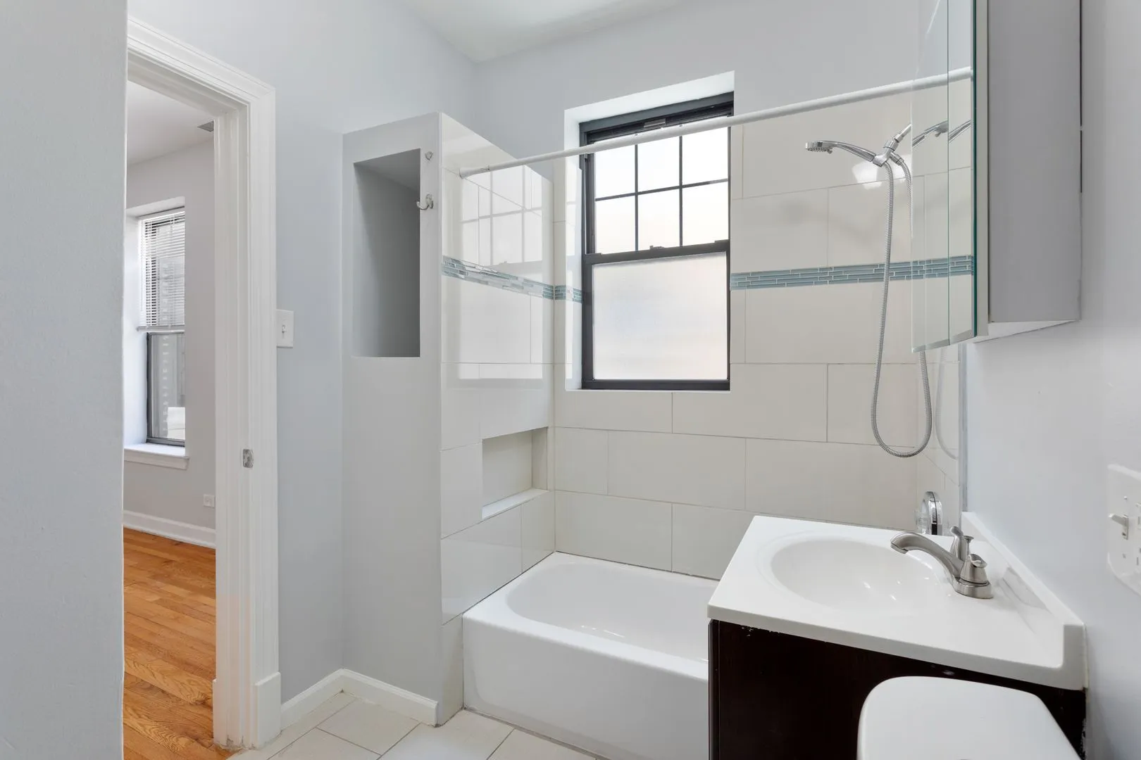 1642 W Jonquil Terrace, ,  60626, USA 60626-unit#2-Chicago-IL