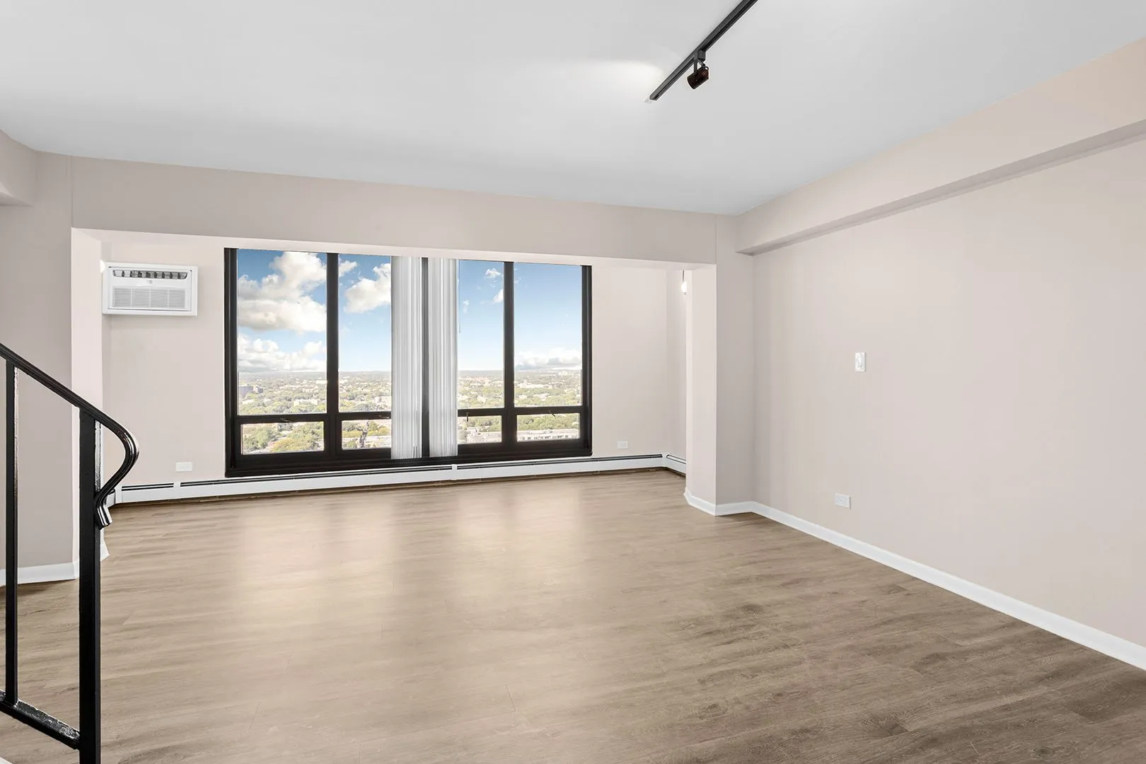 6166 N Sheridan Rd, , 60660, USA 60660-unit#28A-Chicago-IL