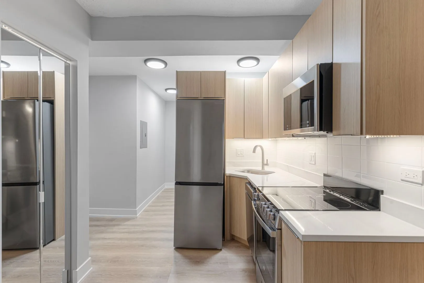 6026 N Winthrop Ave, ,  60660, USA 60660-unit#3E-Chicago-IL