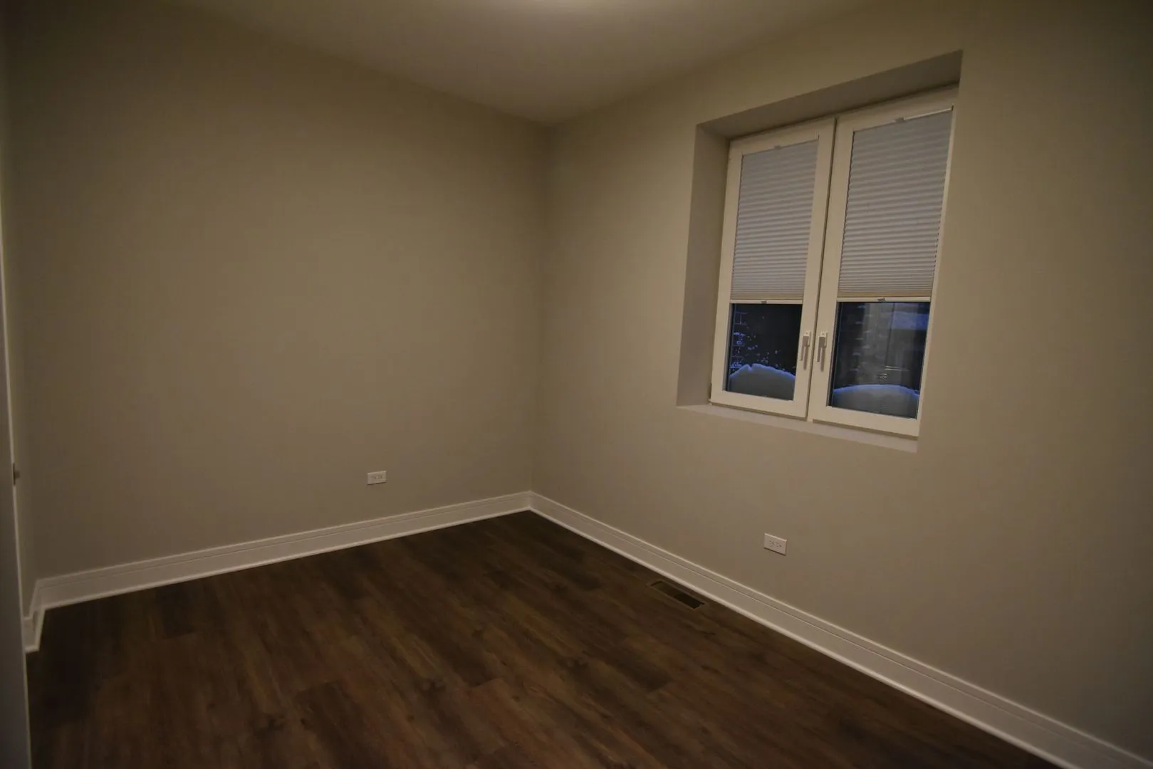 927 W Irving Park Rd, ,  60613, USA 60613-unit#927-101-Chicago-IL
