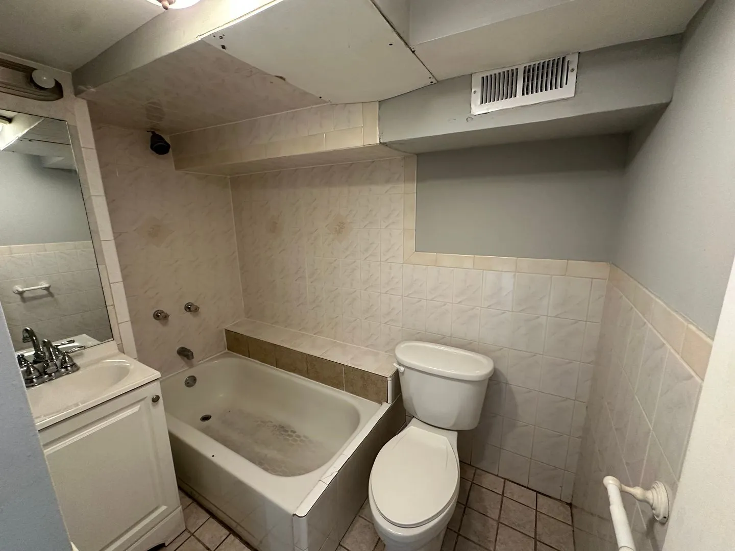 4402 W Belden Ave, ,  60639, USA 60639-unit#GDN-Chicago-IL