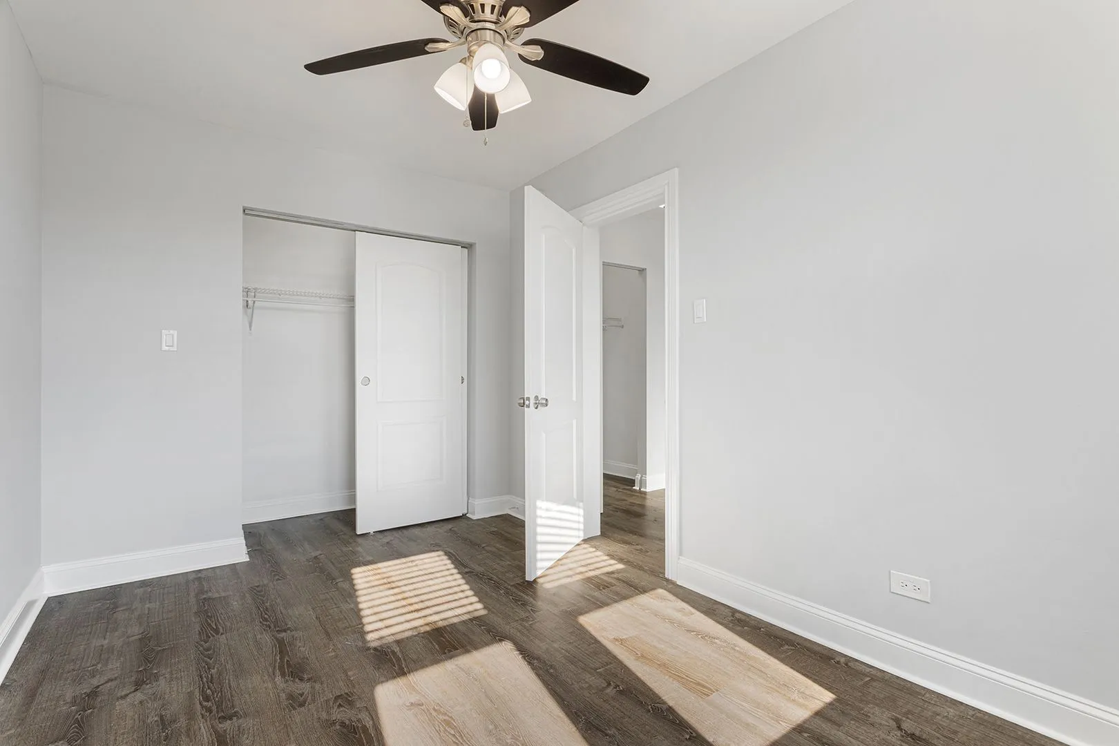 1521 W Sherwin Ave, ,  60626, USA 60626-unit#303-Chicago-IL