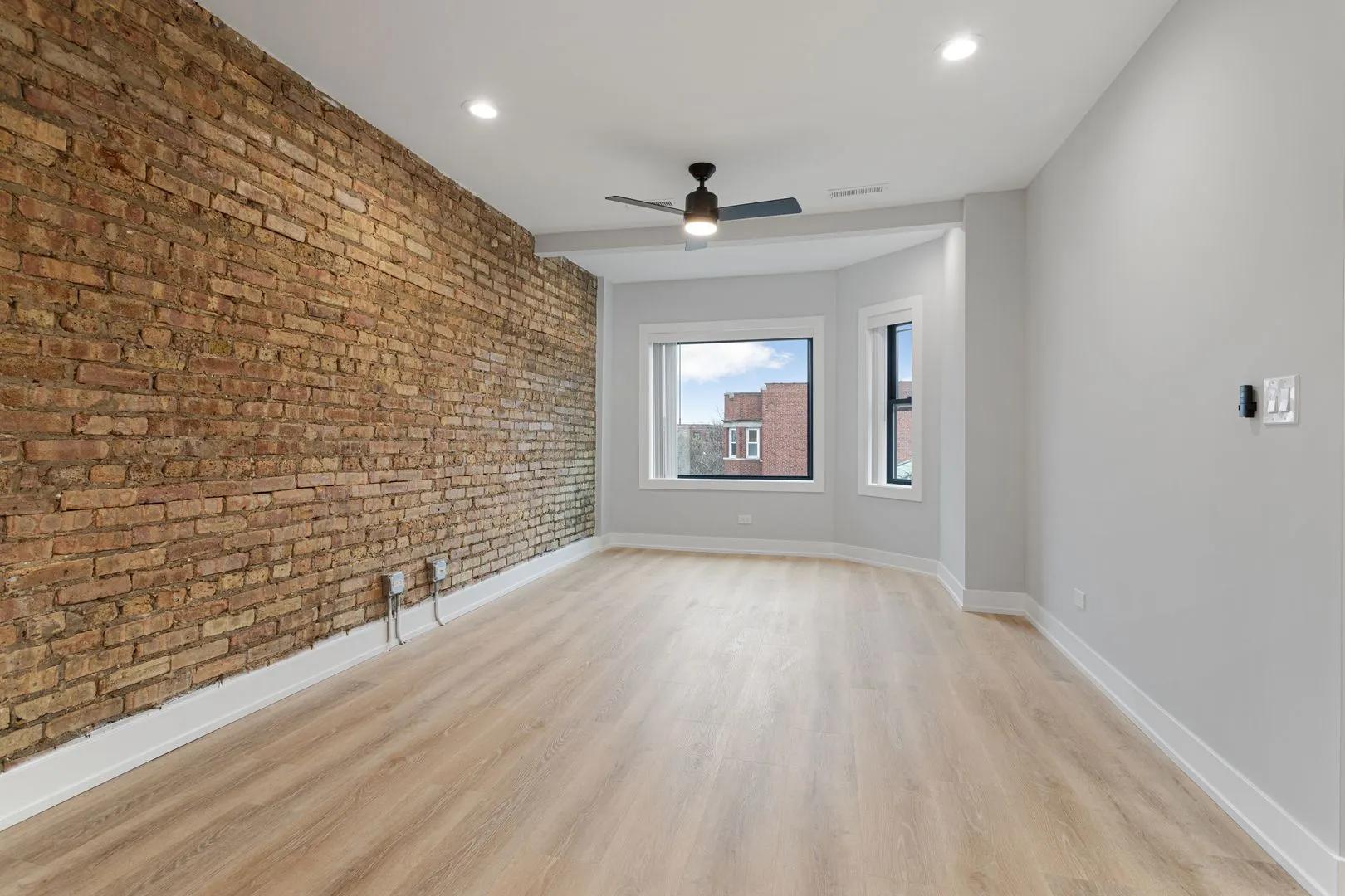 1556 W Juneway Terrace, , 60626, USA 60626-unit#2P-Chicago-IL