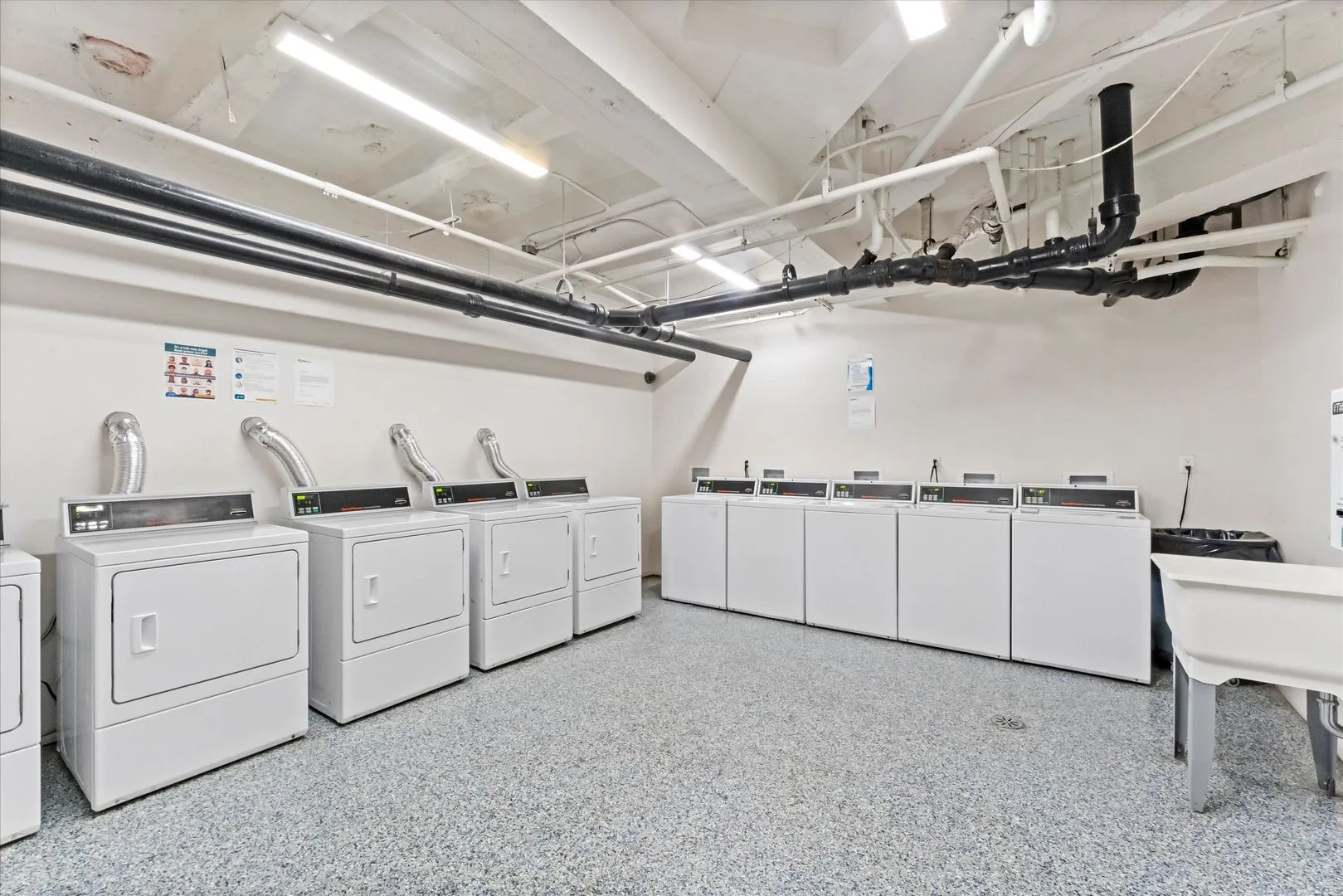 3335 W Diversey Ave, , 60647, USA 60647-unit#102-Chicago-IL