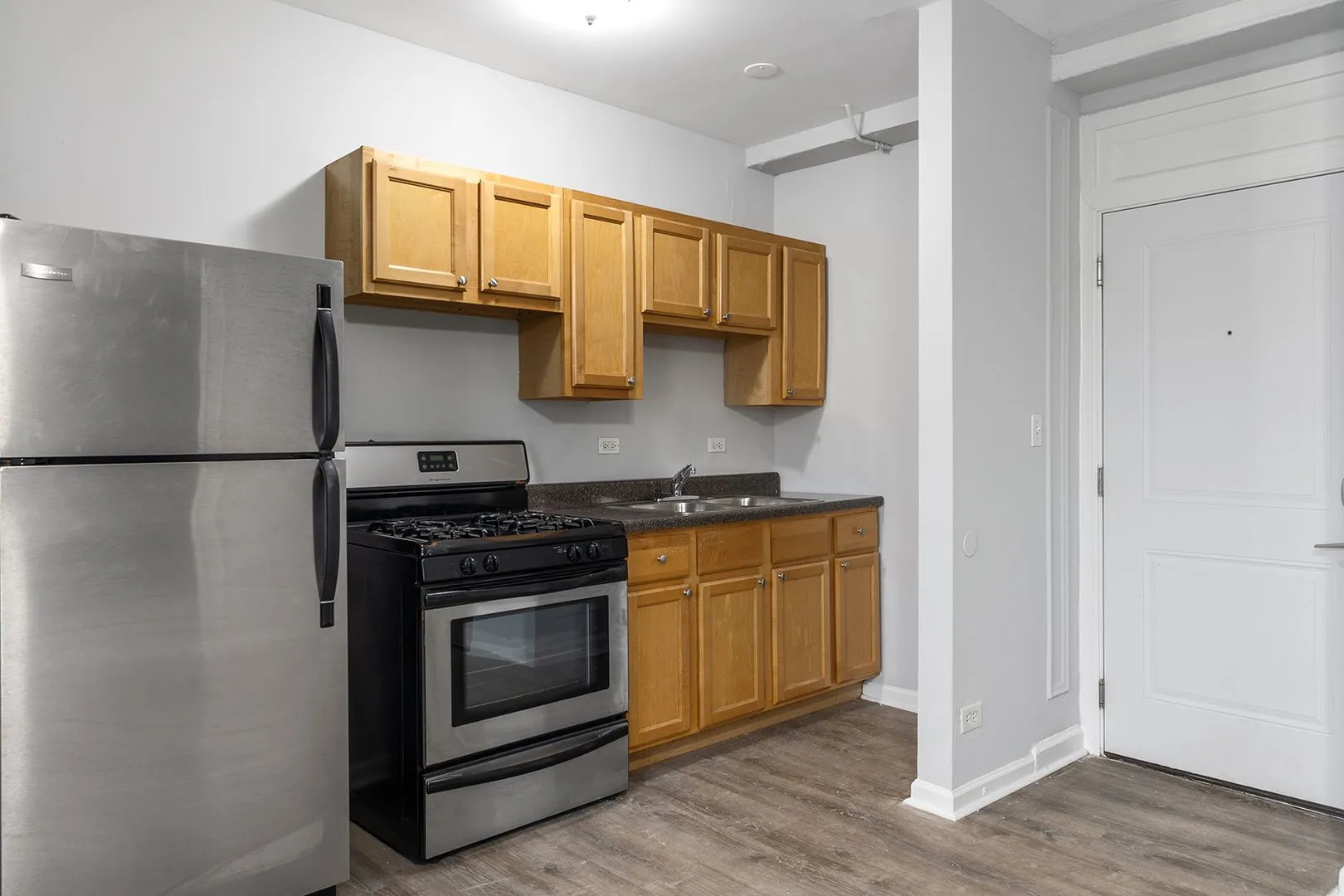 5860 N Kenmore Ave, ,  60660, USA 60660-unit#412-Chicago-IL
